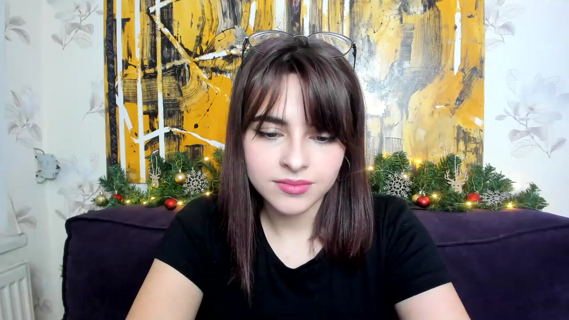 Gallery image thumbnail from MillaGold's myfreecams stream on, 12/29/2022, 13:01 image 7 of 20