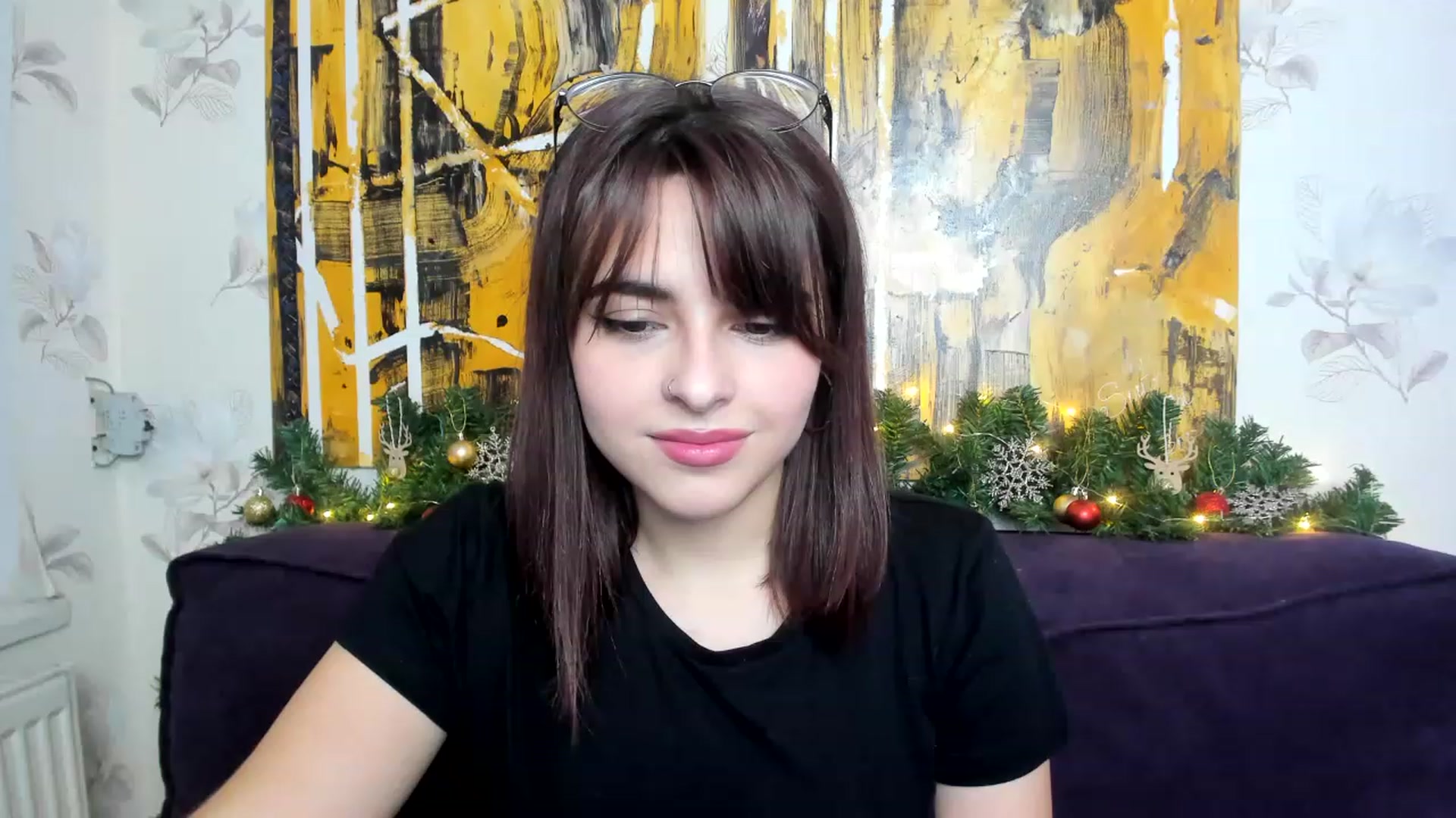 Gallery image thumbnail from MillaGold's myfreecams stream on, 12/29/2022, 13:01 image 9 of 20