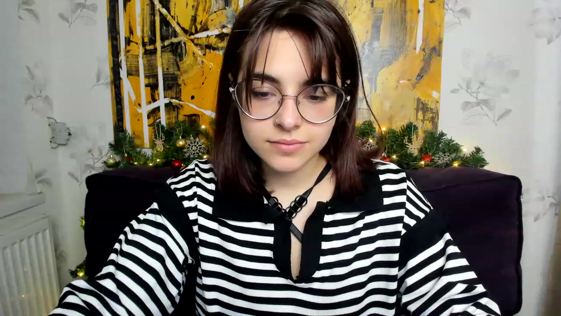 Gallery image thumbnail from MillaGold's myfreecams stream on, 12/30/2022, 09:29 image 16 of 20