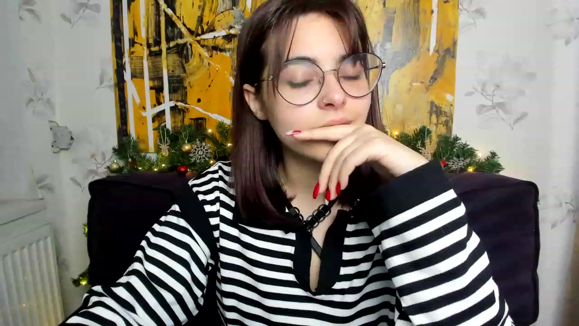 Gallery image thumbnail from MillaGold's myfreecams stream on, 12/30/2022, 09:29 image 1 of 20