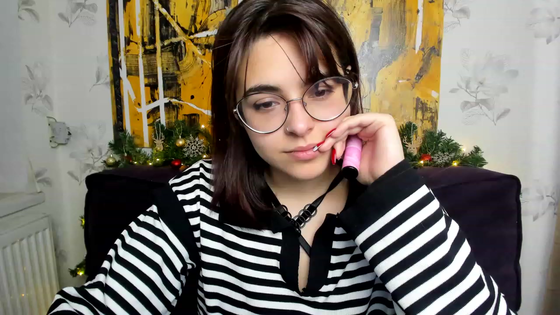 Gallery image thumbnail from MillaGold's myfreecams stream on, 12/30/2022, 09:29 image 13 of 20