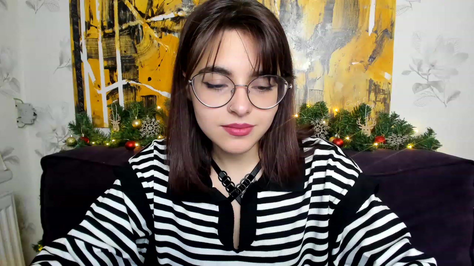 Gallery image thumbnail from MillaGold's myfreecams stream on, 12/30/2022, 12:40 image 10 of 20