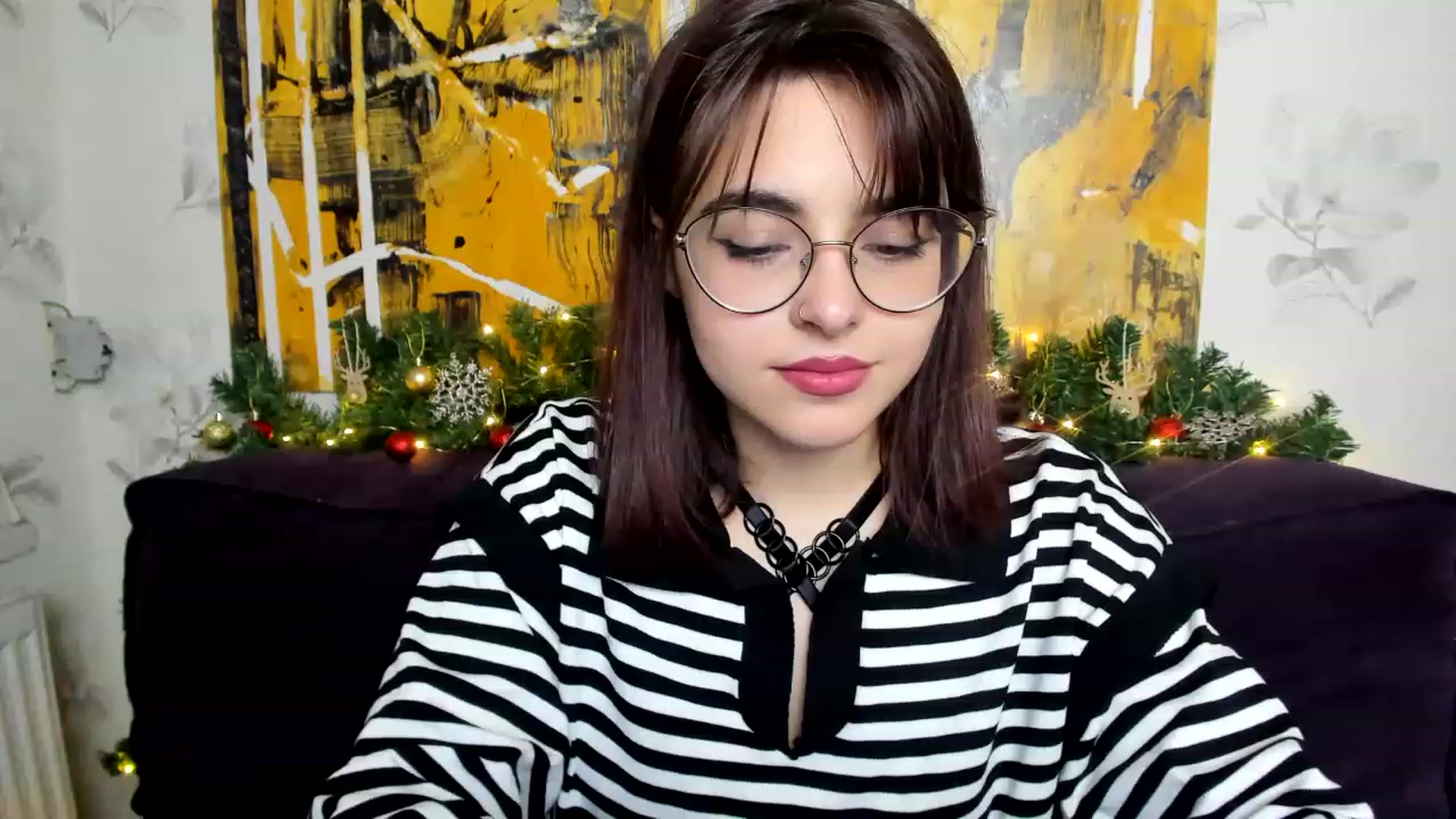 Gallery image thumbnail from MillaGold's myfreecams stream on, 12/30/2022, 12:40 image 9 of 20