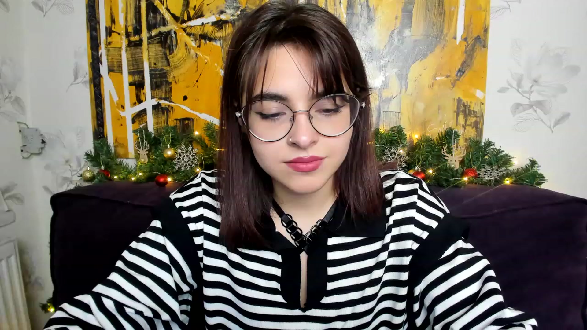 Gallery image thumbnail from MillaGold's myfreecams stream on, 12/30/2022, 12:40 image 4 of 20