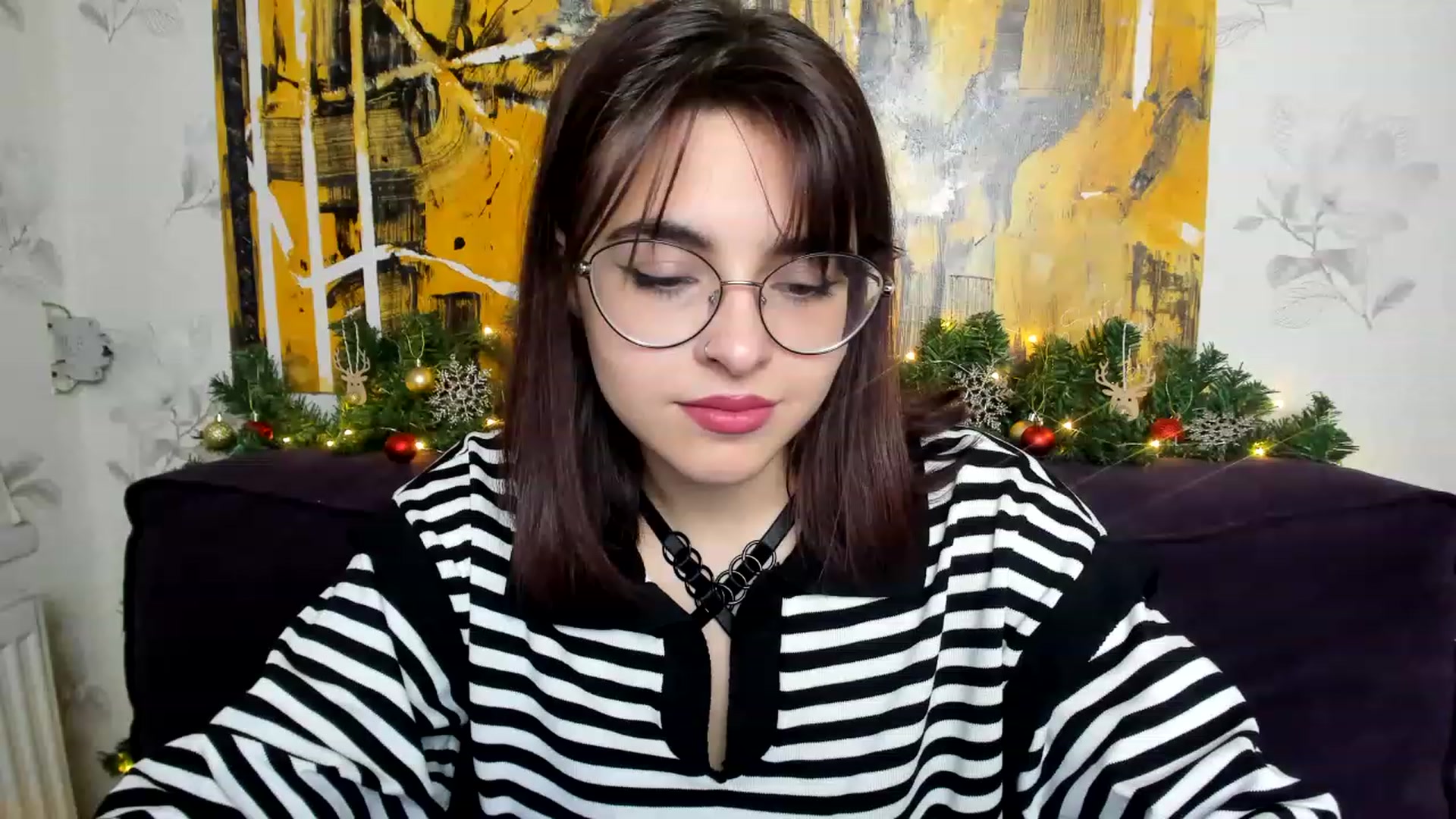 Gallery image thumbnail from MillaGold's myfreecams stream on, 12/30/2022, 12:40 image 11 of 20