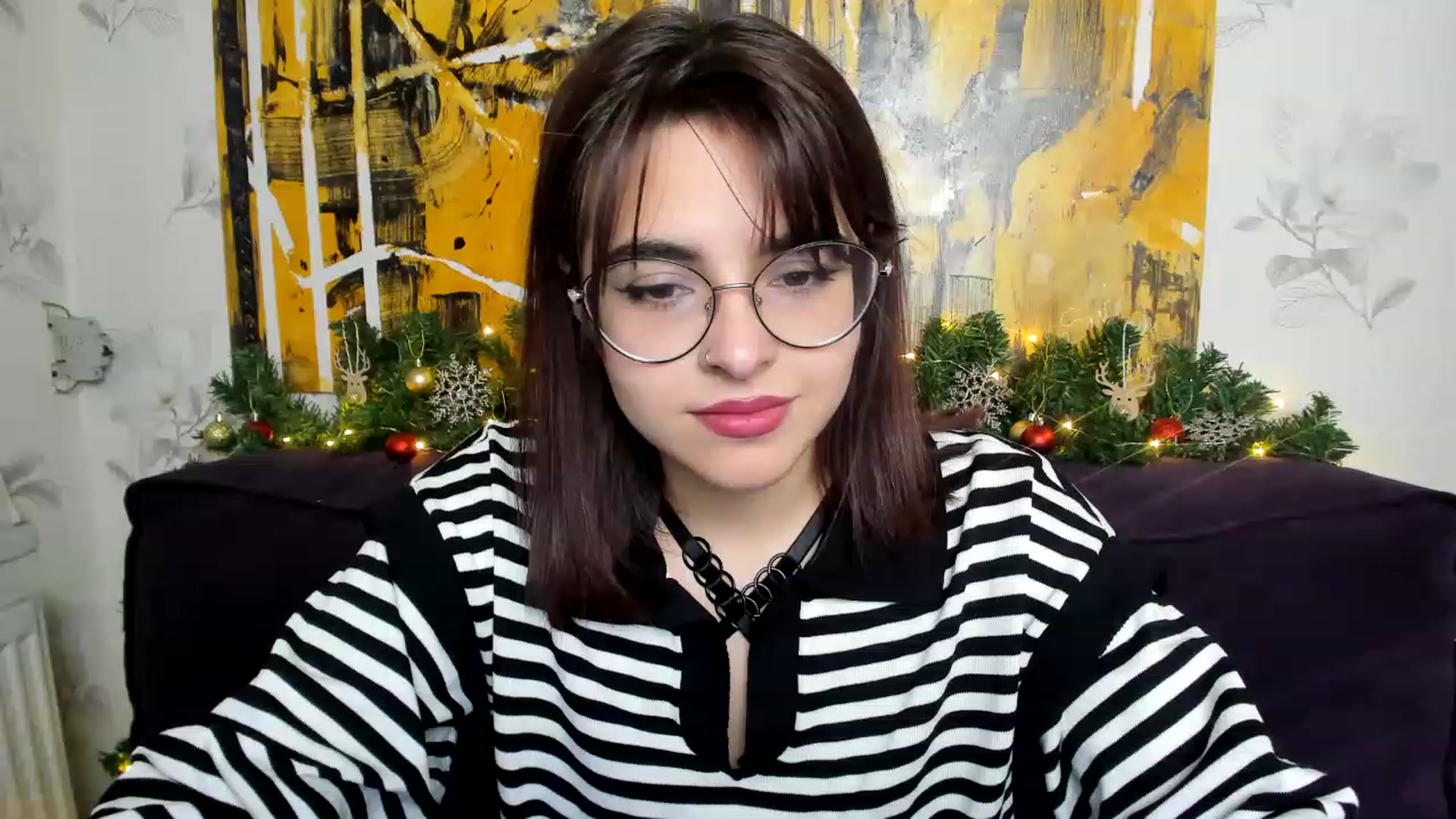 Gallery image thumbnail from MillaGold's myfreecams stream on, 12/30/2022, 12:40 image 3 of 20