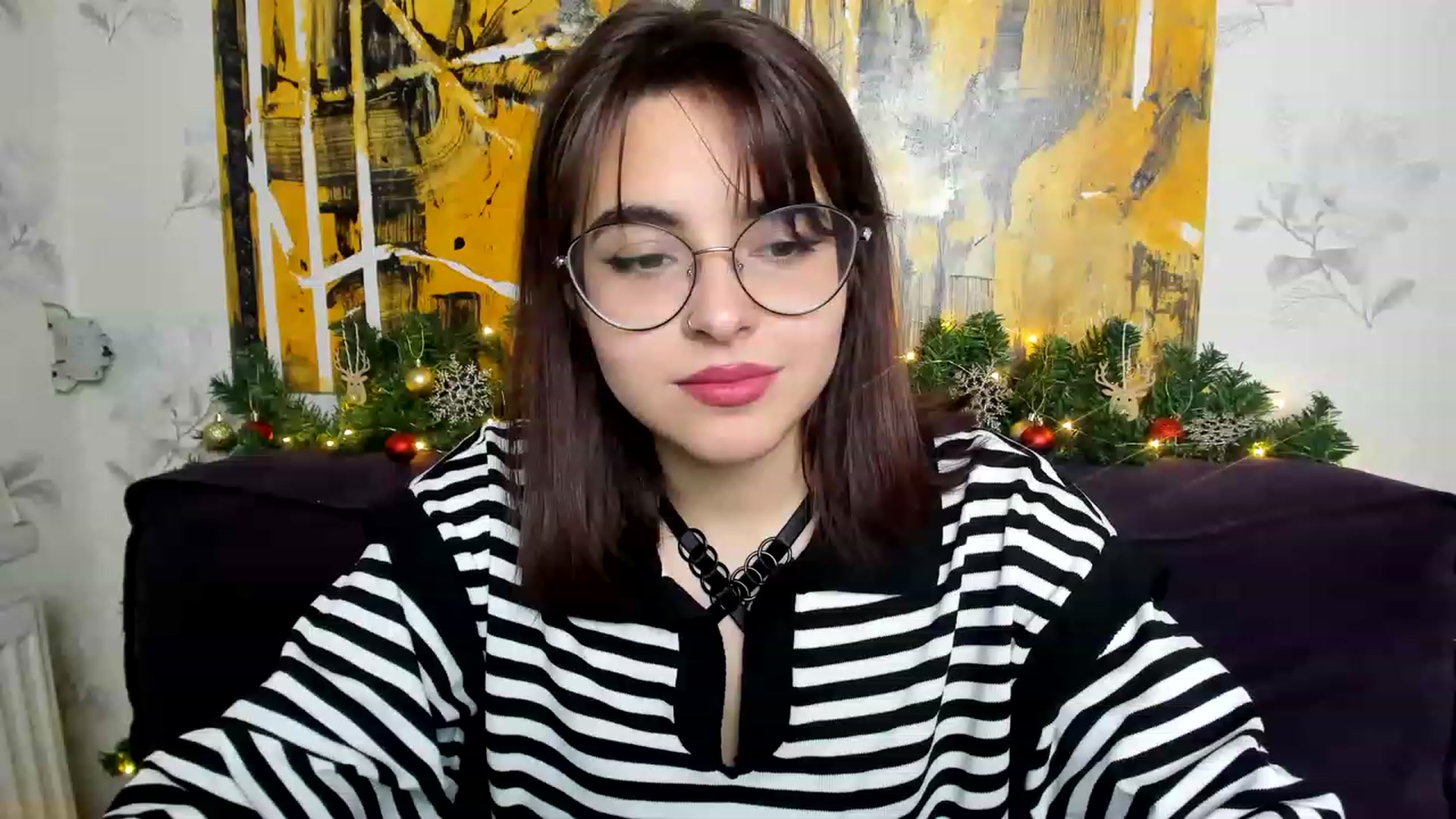 Gallery image thumbnail from MillaGold's myfreecams stream on, 12/30/2022, 12:40 image 12 of 20