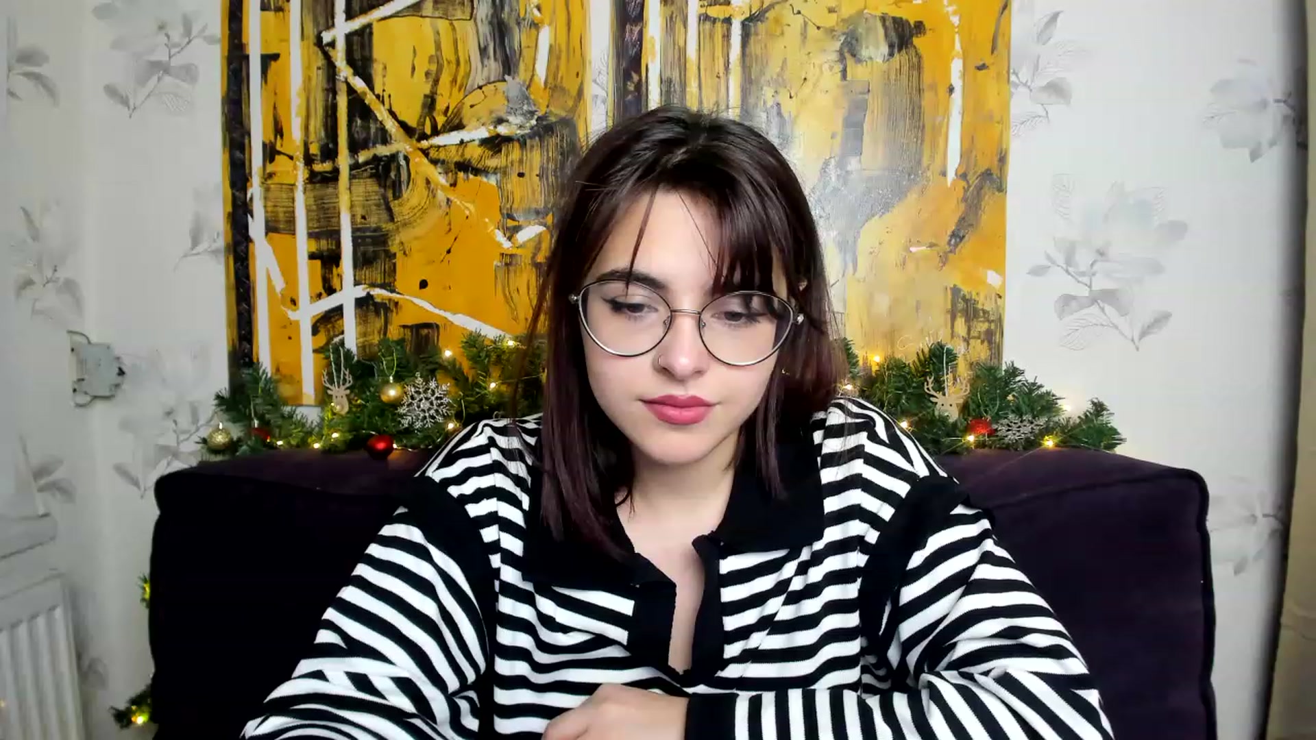Gallery image thumbnail from MillaGold's myfreecams stream on, 12/30/2022, 13:10 image 17 of 20