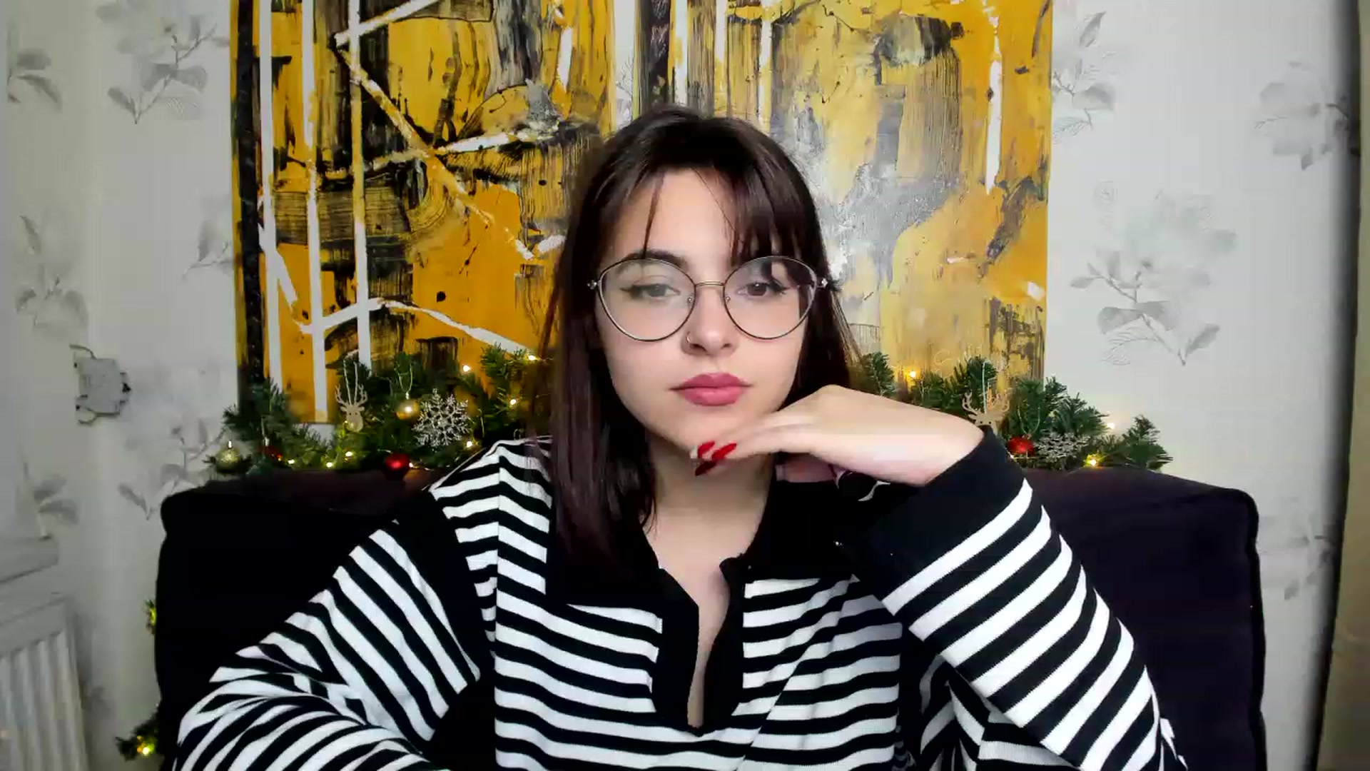 Gallery image thumbnail from MillaGold's myfreecams stream on, 12/30/2022, 13:10 image 9 of 20