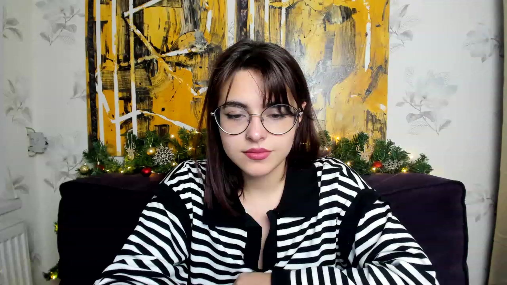 Gallery image thumbnail from MillaGold's myfreecams stream on, 12/30/2022, 13:10 image 13 of 20