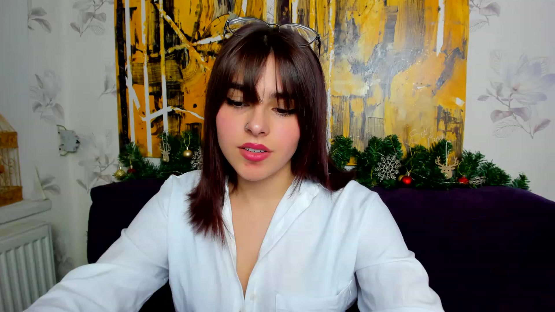 Gallery image thumbnail from MillaGold's myfreecams stream on, 01/06/2023, 12:05 image 8 of 20