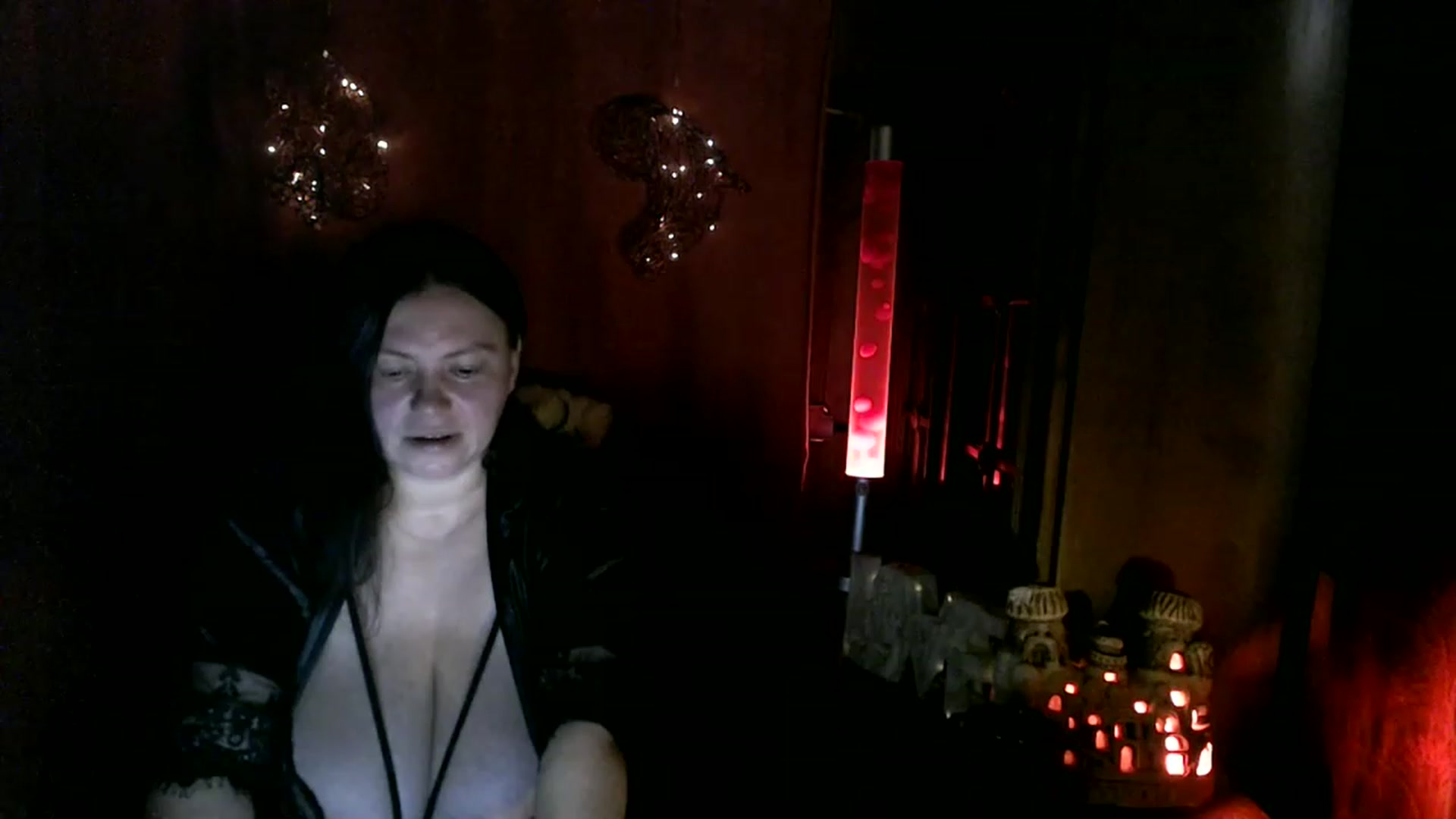 Gallery image thumbnail from MillaQ's myfreecams stream on, 12/04/2022, 07:06 image 17 of 20