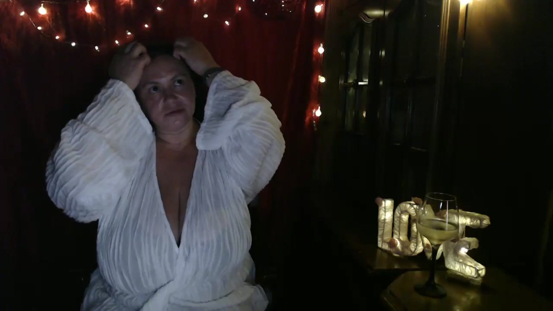 Gallery image thumbnail from MillaQ's myfreecams stream on, 07/25/2024, 20:24 image 7 of 20