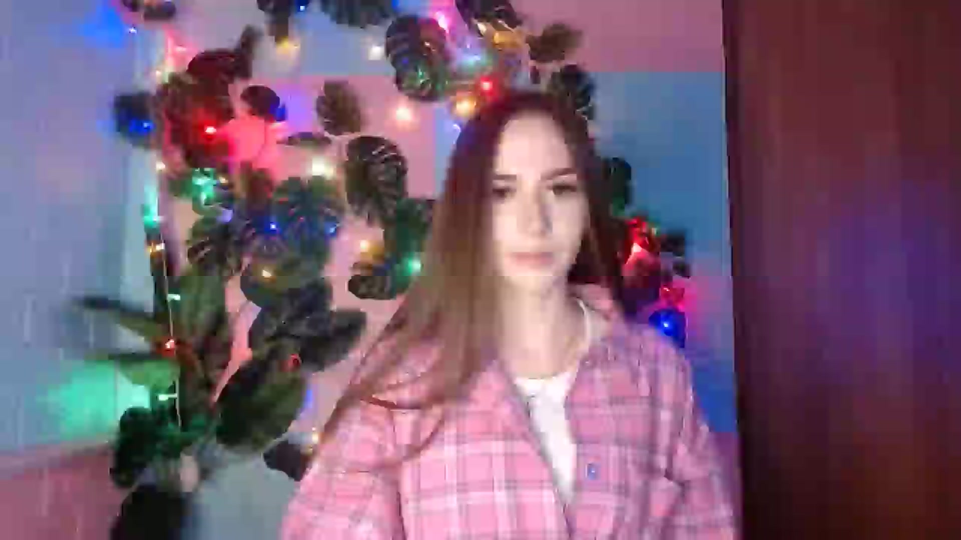 Gallery image thumbnail from Milla_'s myfreecams stream on, 12/25/2025, 16:03 image 5 of 20