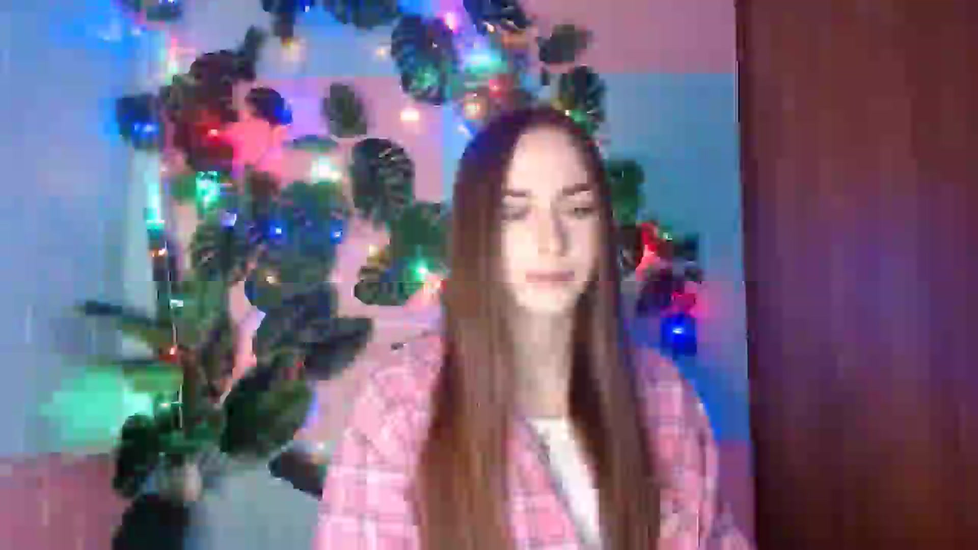 Gallery image thumbnail from Milla_'s myfreecams stream on, 12/25/2025, 16:03 image 12 of 20