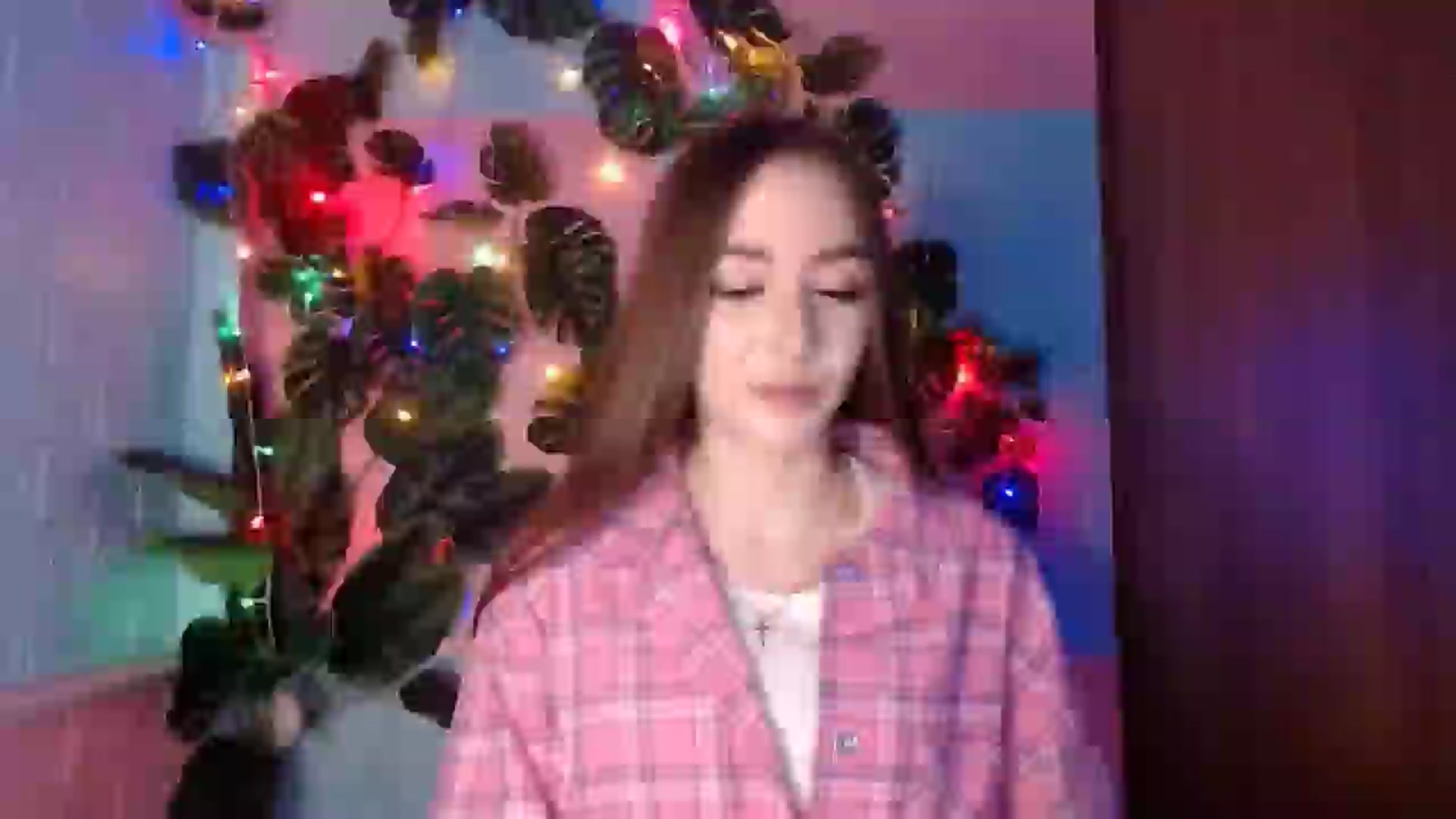 Gallery image thumbnail from Milla_'s myfreecams stream on, 12/25/2025, 16:03 image 1 of 20