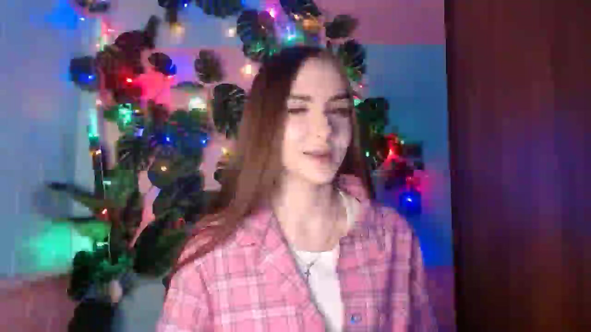 Gallery image thumbnail from Milla_'s myfreecams stream on, 12/25/2025, 16:03 image 2 of 20