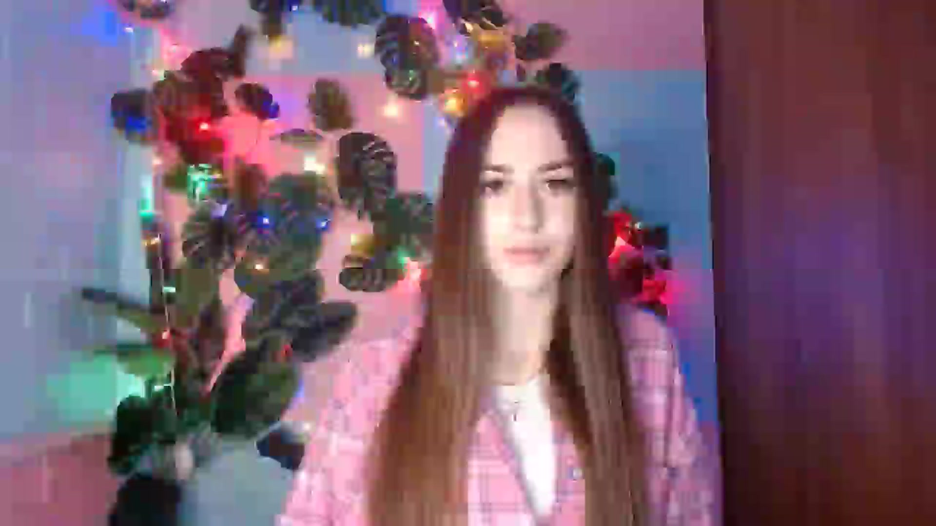 Gallery image thumbnail from Milla_'s myfreecams stream on, 12/25/2025, 16:03 image 10 of 20