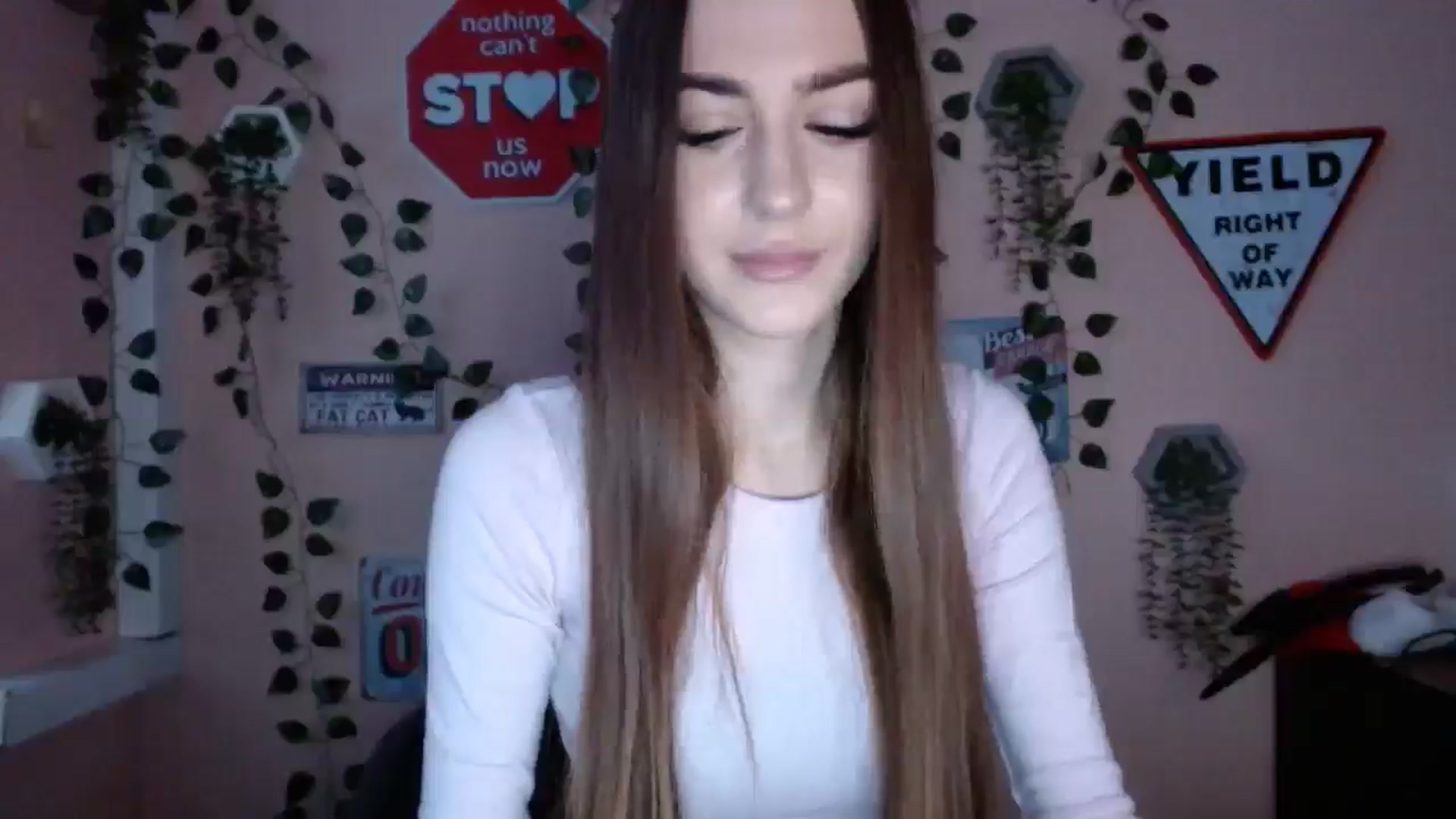 Gallery image thumbnail from Milla_'s myfreecams stream on, 12/29/2025, 14:01 image 9 of 20