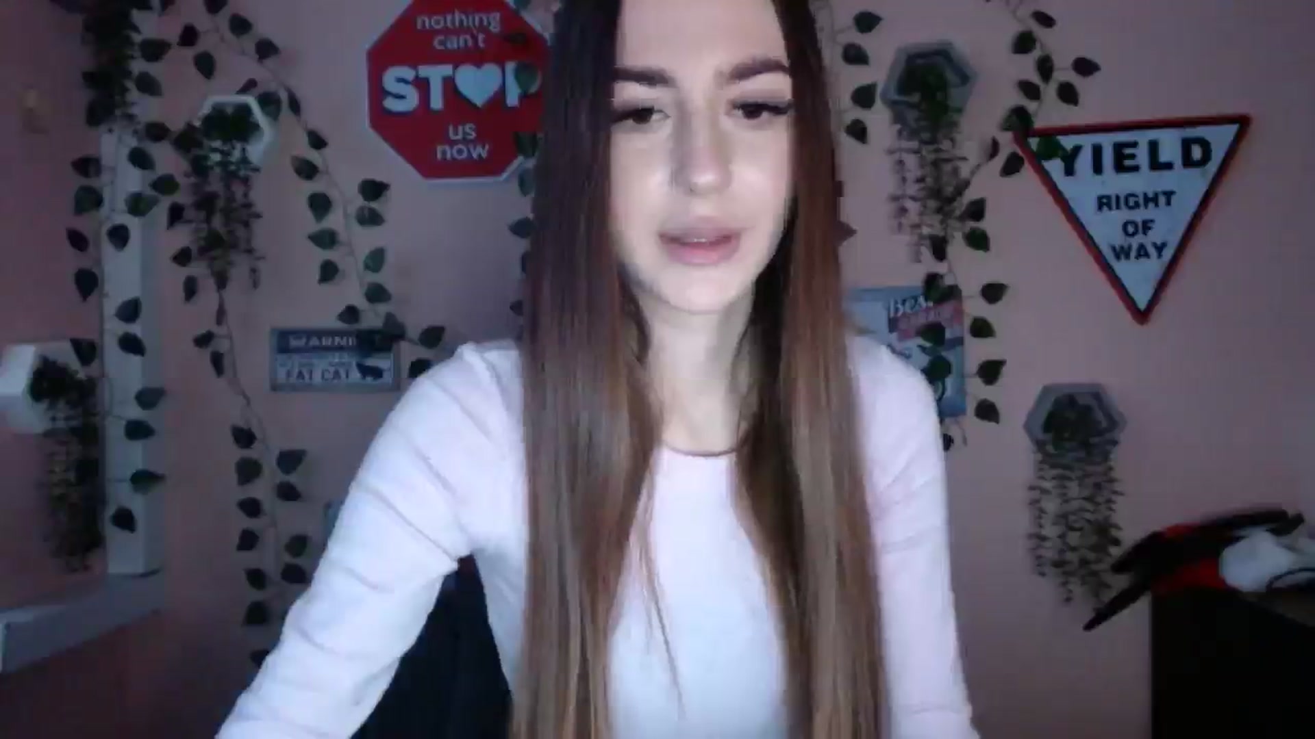 Gallery image thumbnail from Milla_'s myfreecams stream on, 12/29/2025, 14:01 image 11 of 20
