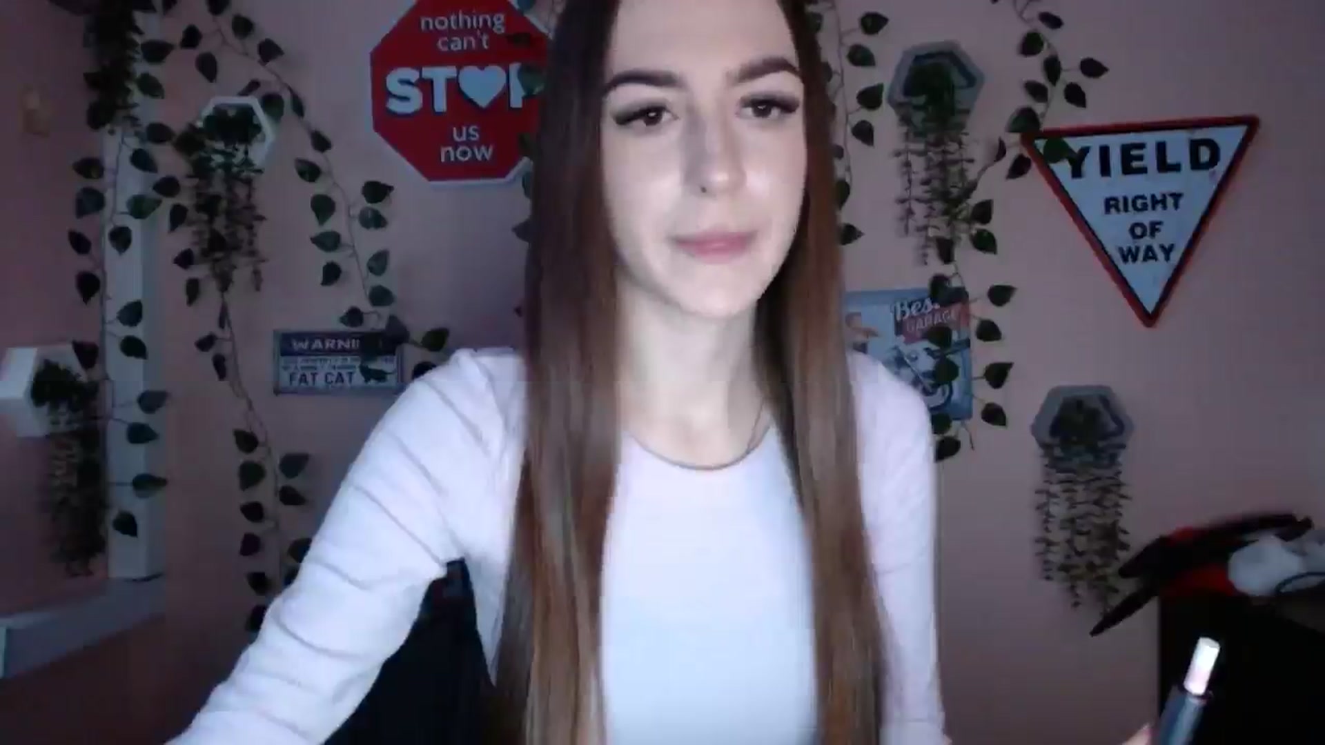 Gallery image thumbnail from Milla_'s myfreecams stream on, 12/29/2025, 14:01 image 14 of 20