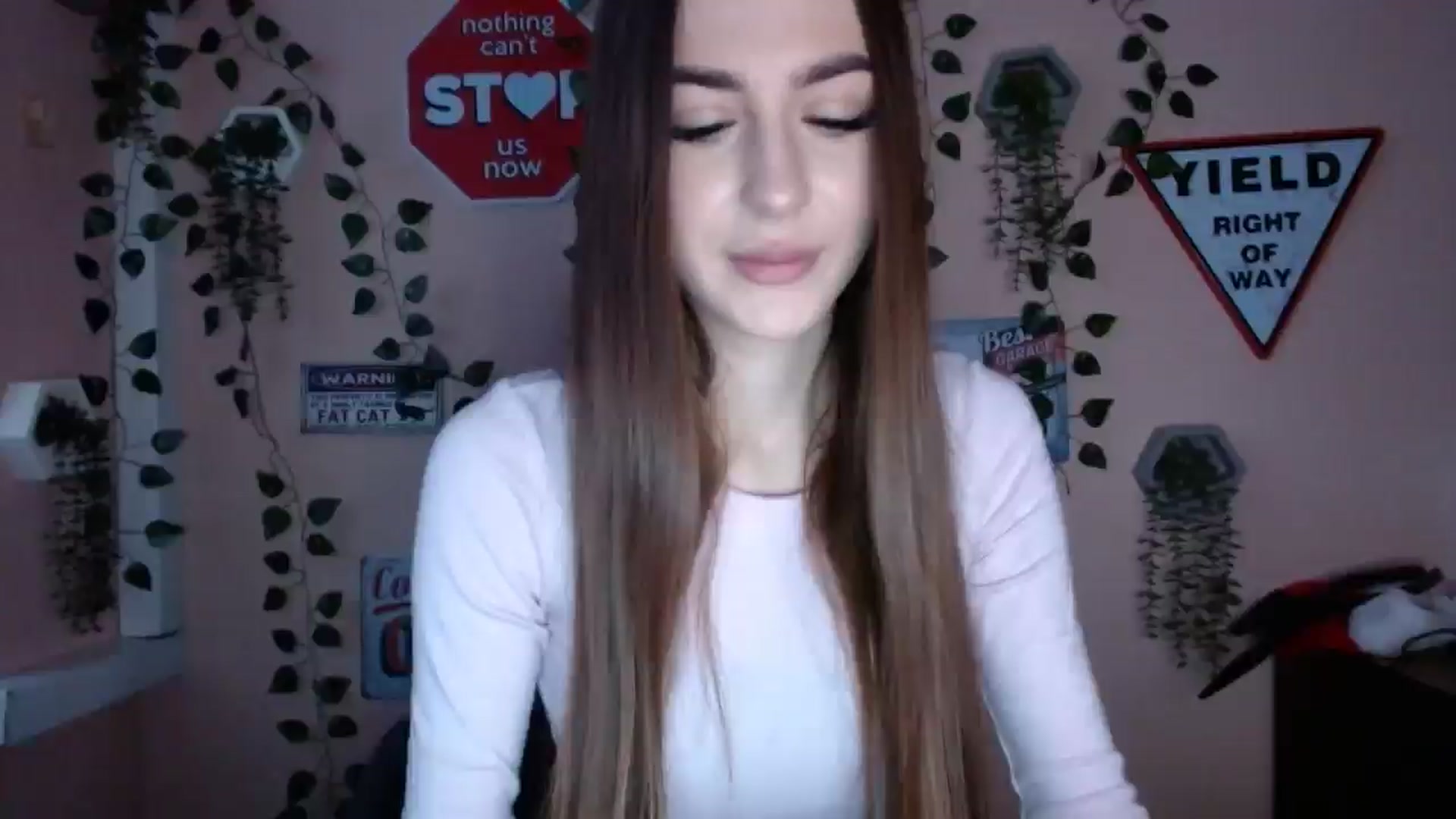 Gallery image thumbnail from Milla_'s myfreecams stream on, 12/29/2025, 14:01 image 13 of 20