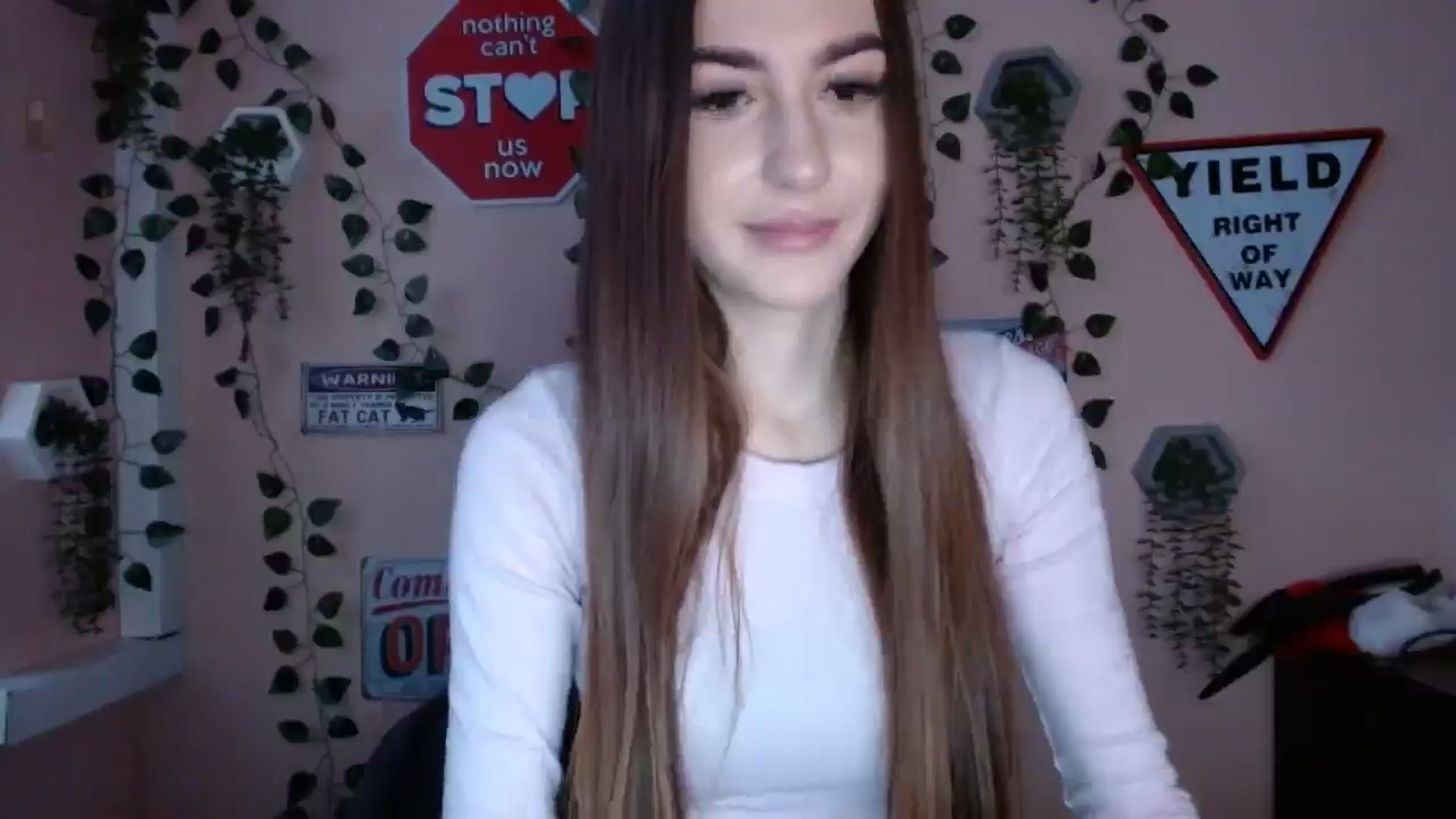 Gallery image thumbnail from Milla_'s myfreecams stream on, 12/29/2025, 14:01 image 6 of 20