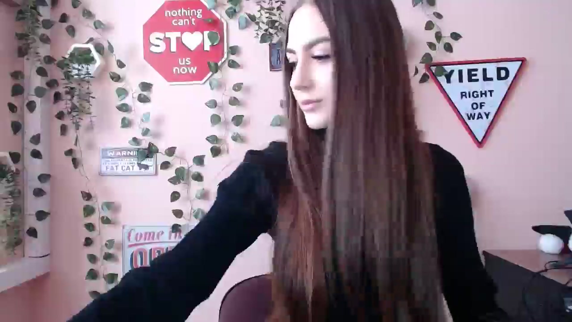Gallery image thumbnail from Milla_'s myfreecams stream on, 12/30/2025, 12:31 image 5 of 20