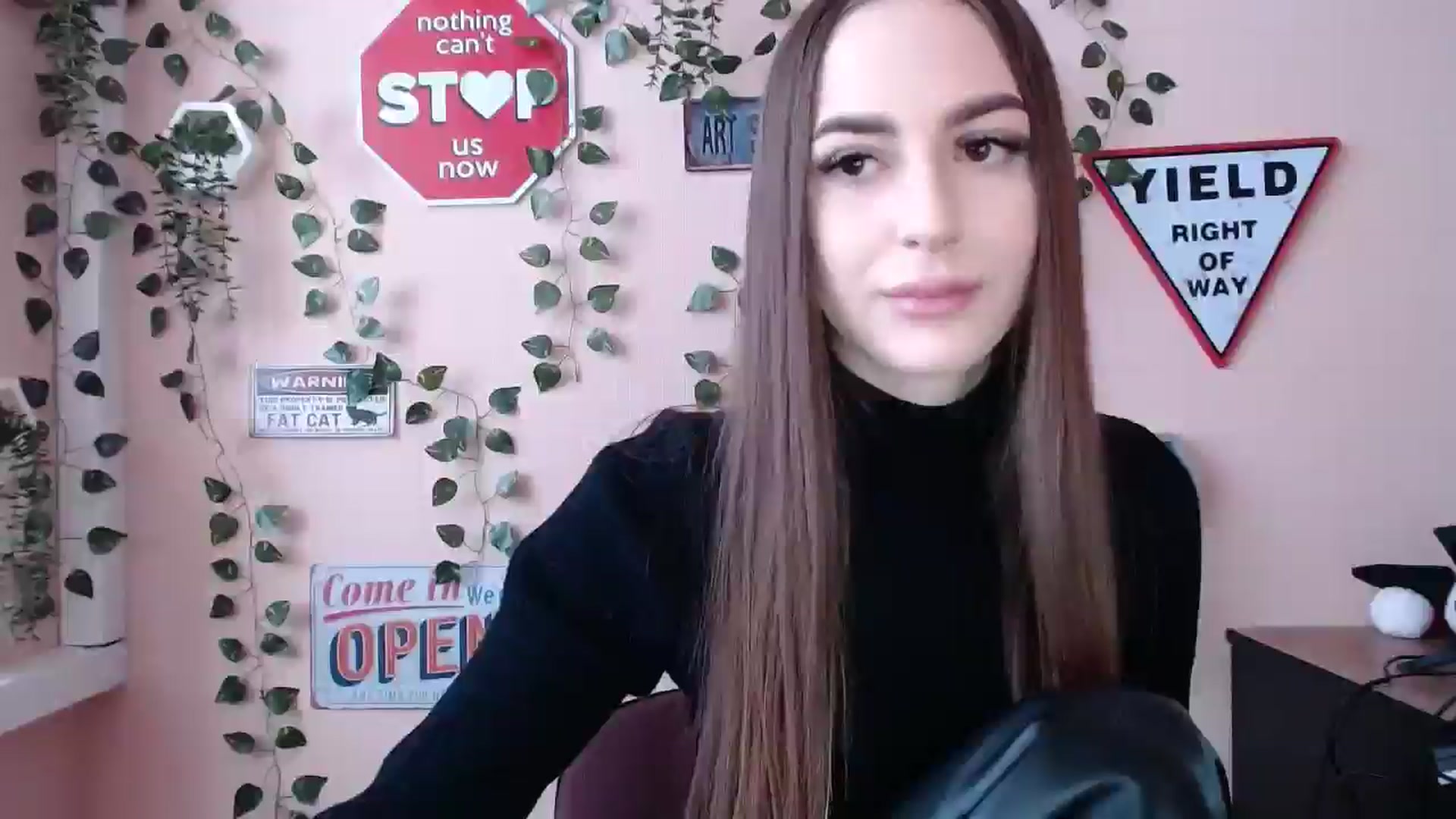 Gallery image thumbnail from Milla_'s myfreecams stream on, 12/30/2025, 12:31 image 9 of 20