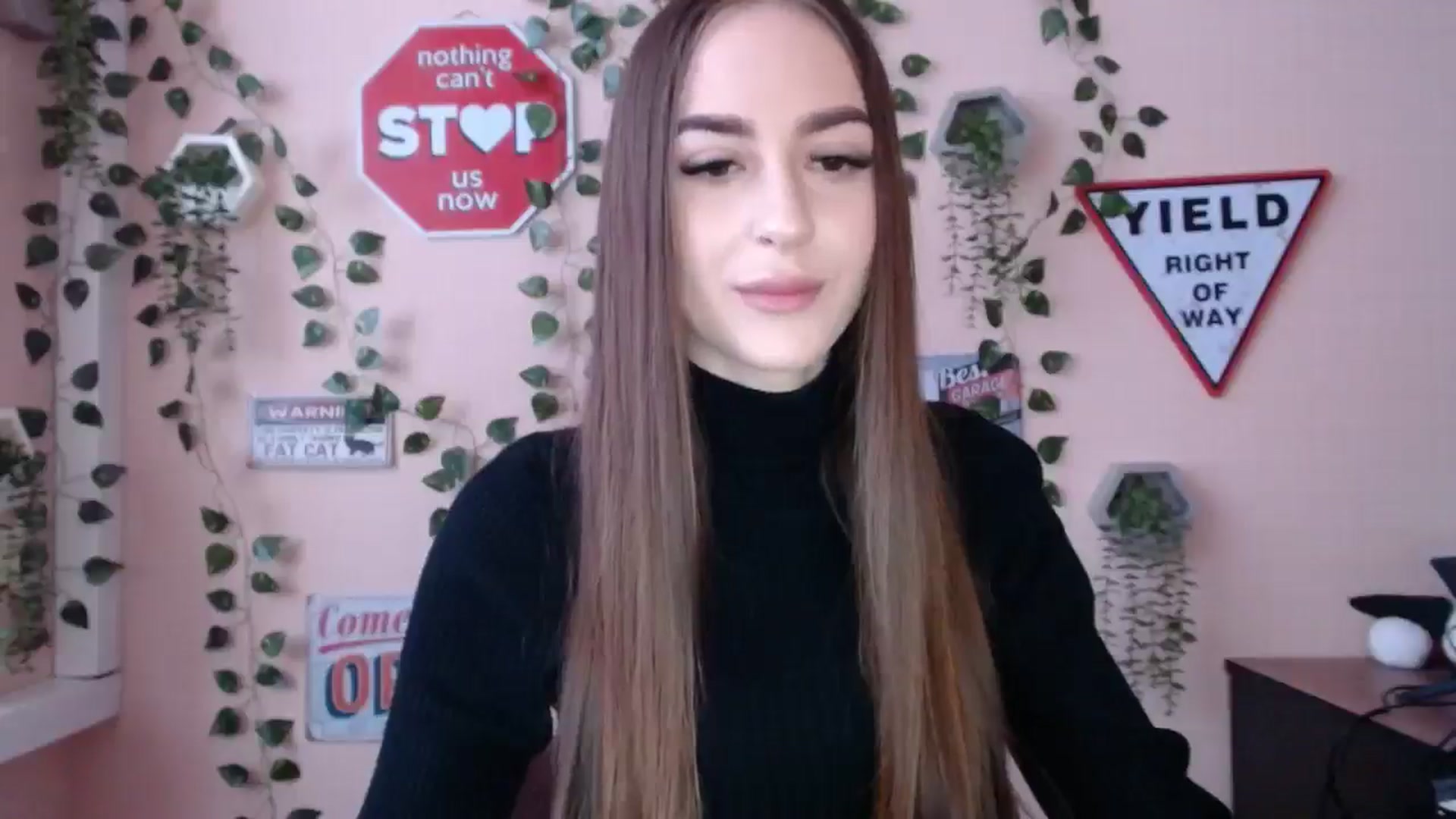 Gallery image thumbnail from Milla_'s myfreecams stream on, 12/30/2025, 13:43 image 12 of 20