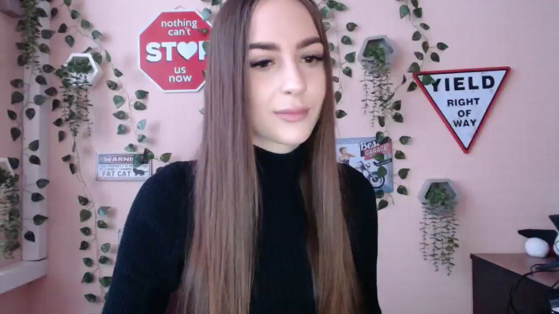 Gallery image thumbnail from Milla_'s myfreecams stream on, 12/30/2025, 13:43 image 8 of 20