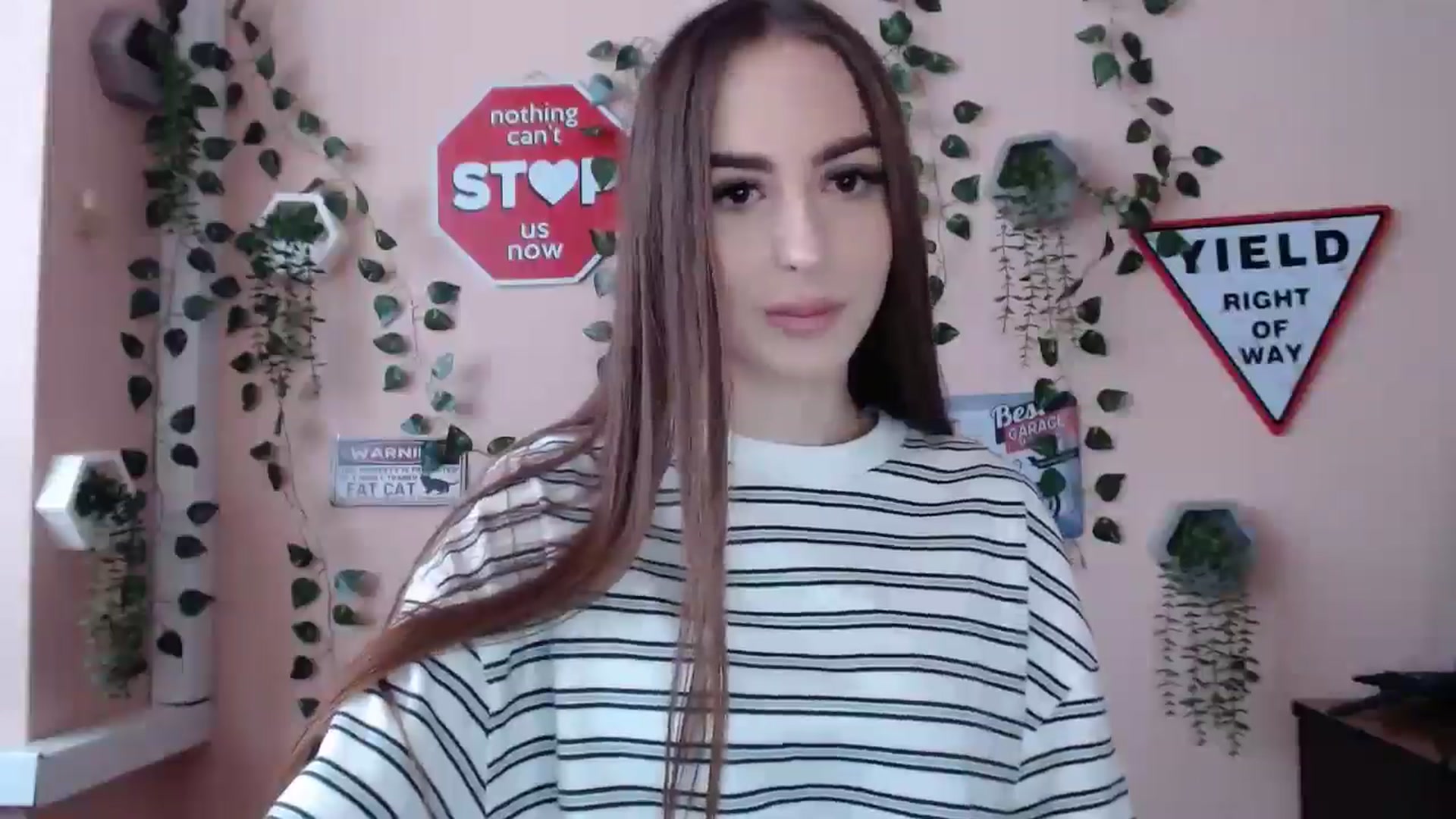 Gallery image thumbnail from Milla_'s myfreecams stream on, 01/02/2026, 12:44 image 5 of 20