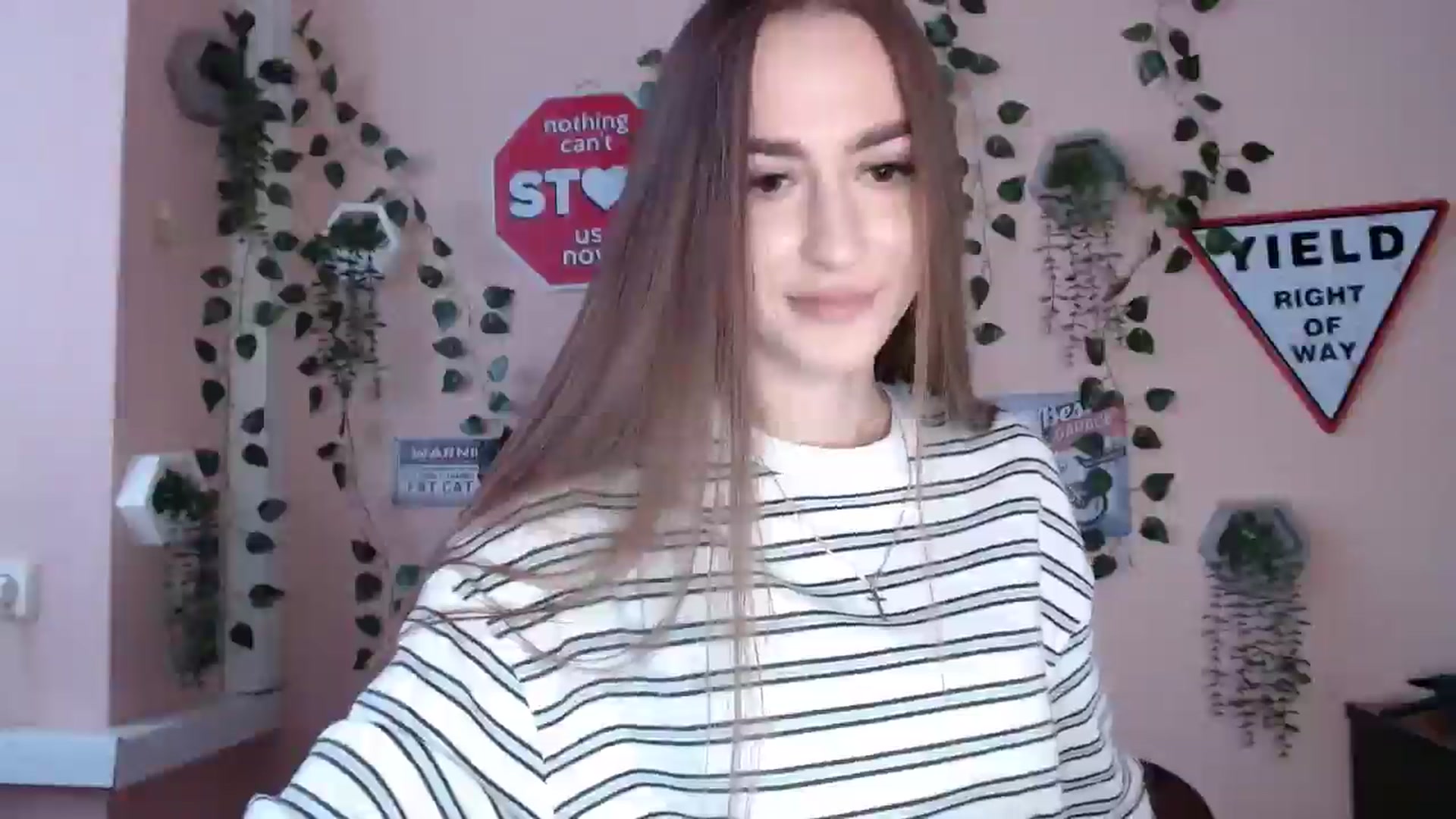 Gallery image thumbnail from Milla_'s myfreecams stream on, 01/02/2026, 13:51 image 10 of 20