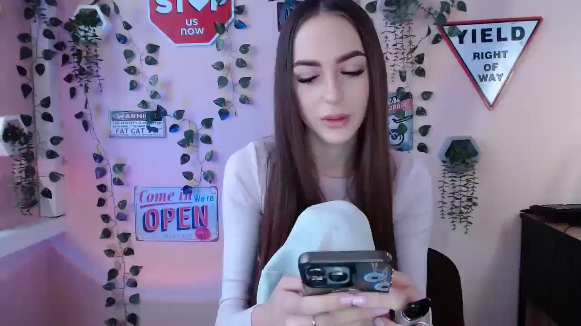 Gallery image thumbnail from Milla_'s myfreecams stream on, 01/03/2026, 13:00 image 10 of 20
