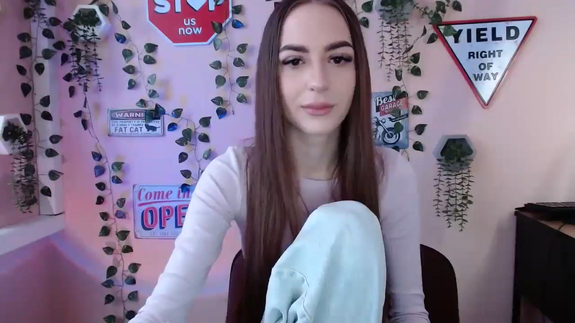 Gallery image thumbnail from Milla_'s myfreecams stream on, 01/03/2026, 13:00 image 8 of 20