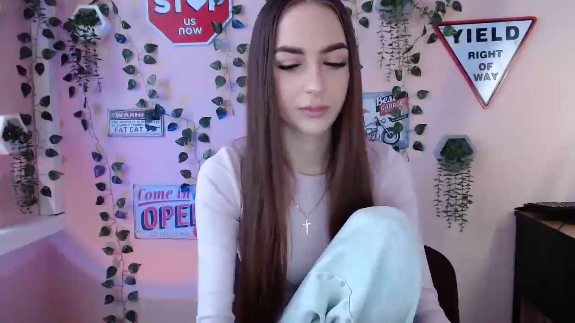 Gallery image thumbnail from Milla_'s myfreecams stream on, 01/03/2026, 13:00 image 17 of 20