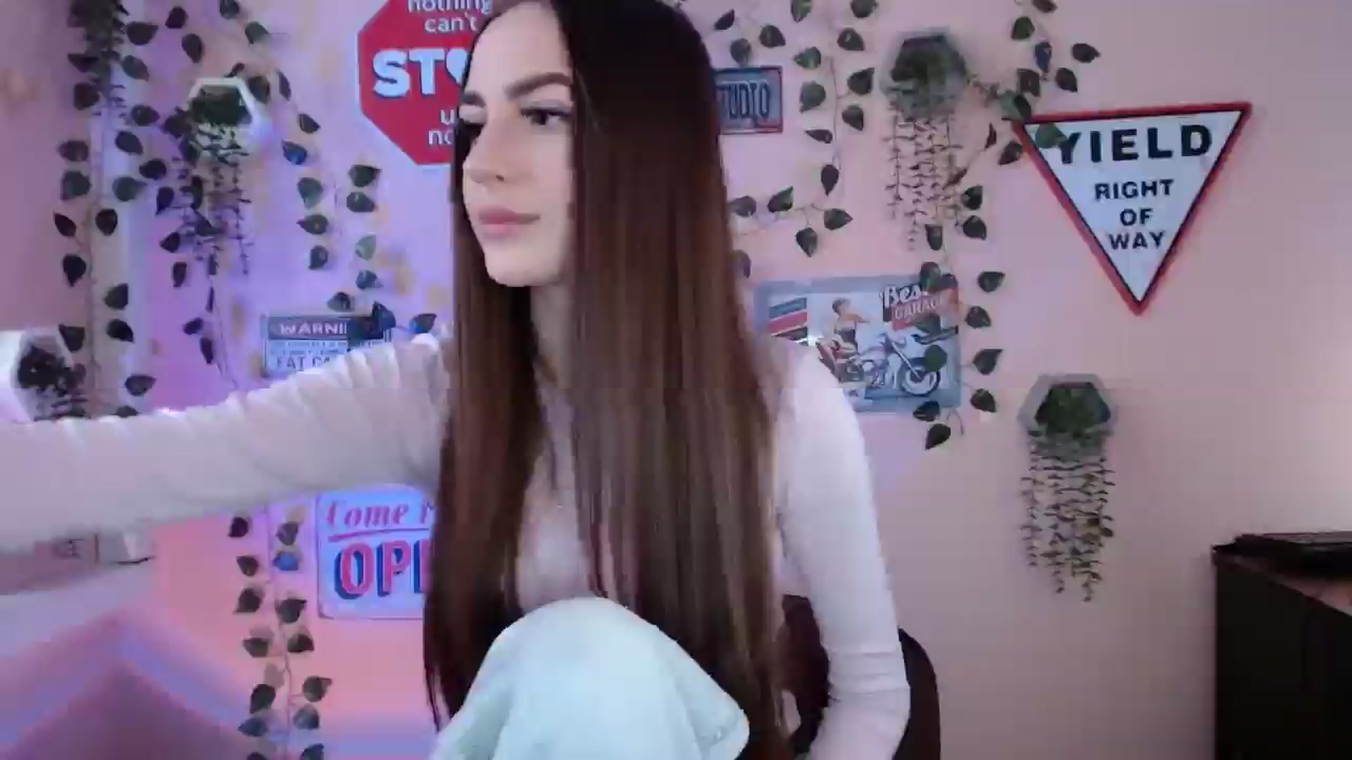 Gallery image thumbnail from Milla_'s myfreecams stream on, 01/03/2026, 14:36 image 5 of 20