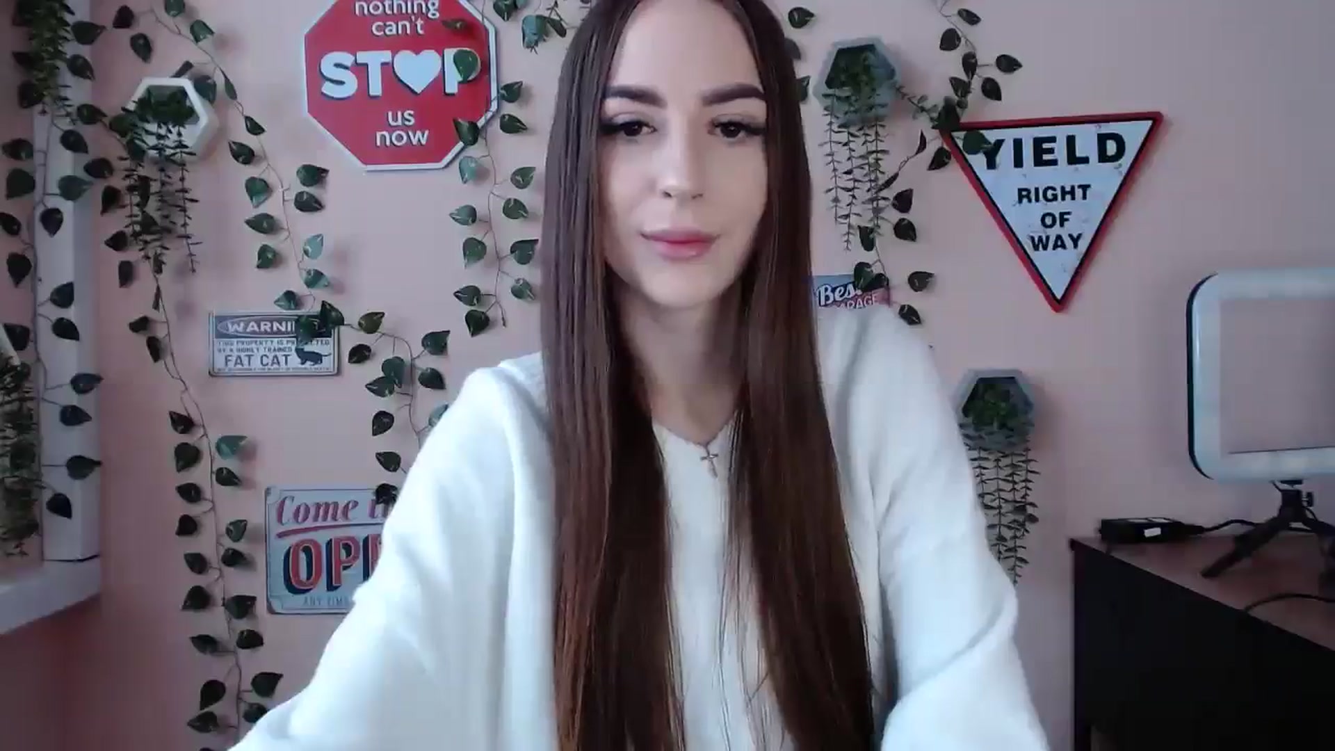 Gallery image thumbnail from Milla_'s myfreecams stream on, 01/05/2026, 12:31 image 17 of 20