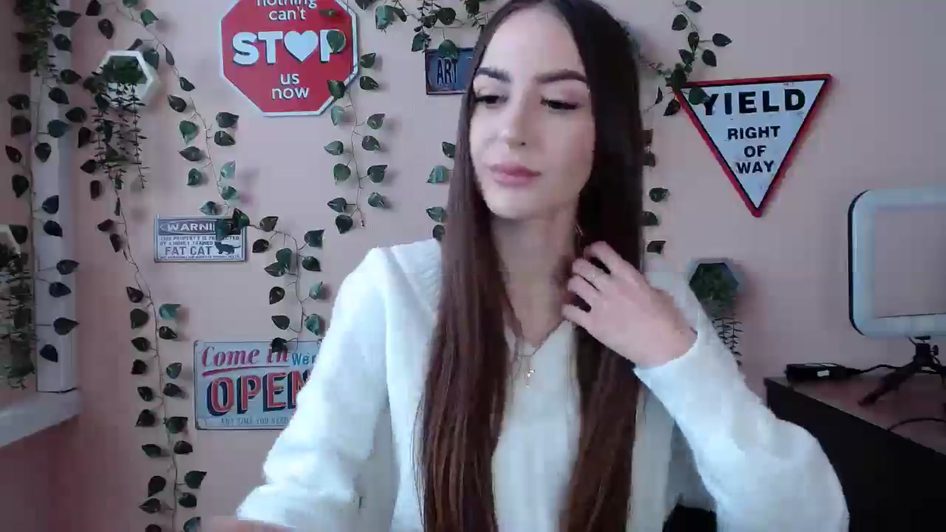 Gallery image thumbnail from Milla_'s myfreecams stream on, 01/05/2026, 12:31 image 5 of 20