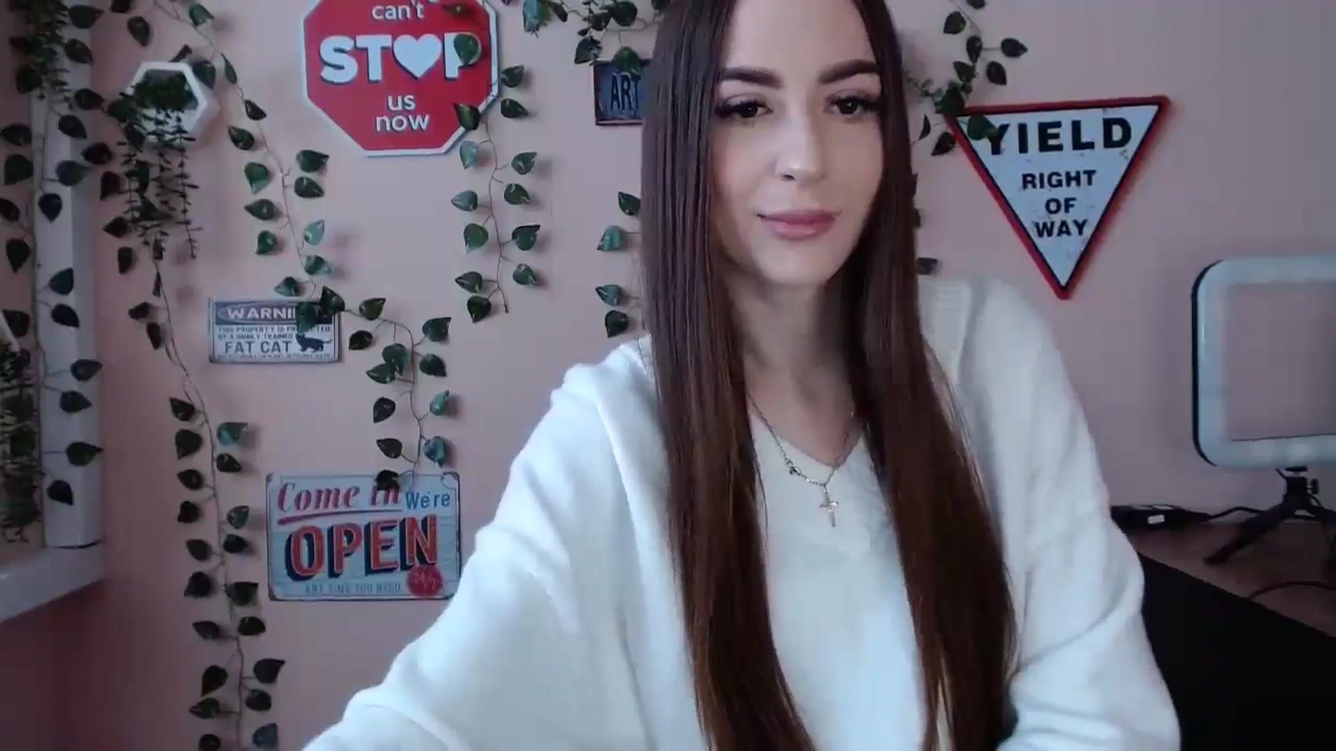 Gallery image thumbnail from Milla_'s myfreecams stream on, 01/05/2026, 12:31 image 10 of 20