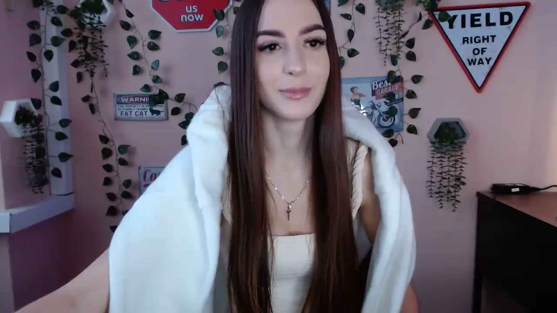 Gallery image thumbnail from Milla_'s myfreecams stream on, 01/05/2026, 13:45 image 19 of 20