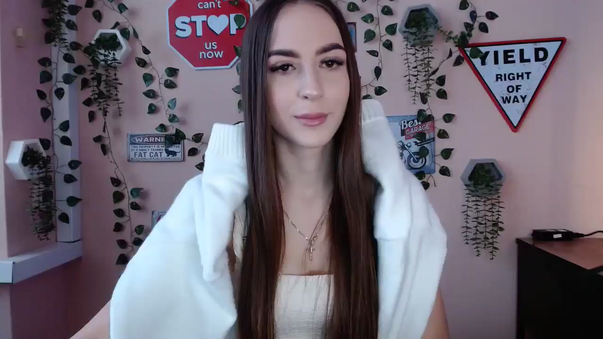 Gallery image thumbnail from Milla_'s myfreecams stream on, 01/05/2026, 13:45 image 10 of 20