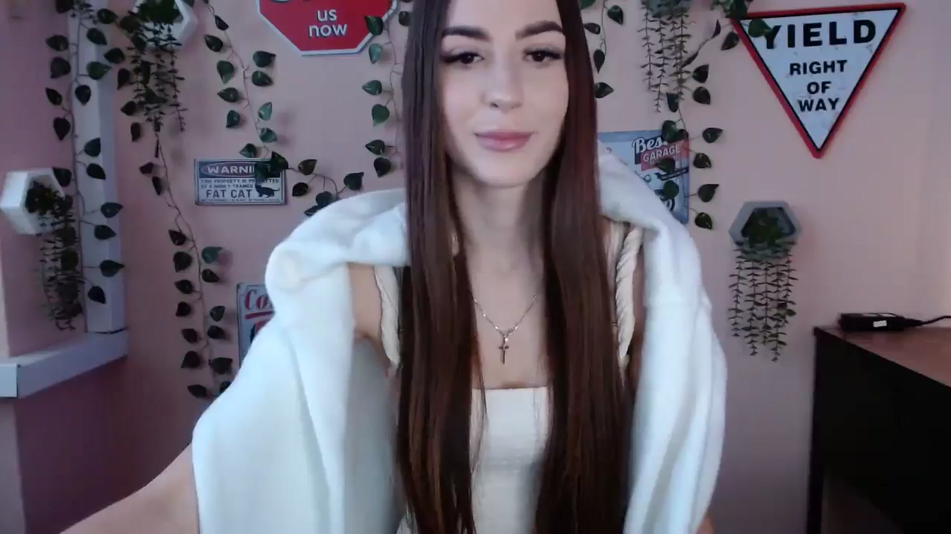 Gallery image thumbnail from Milla_'s myfreecams stream on, 01/05/2026, 13:45 image 16 of 20