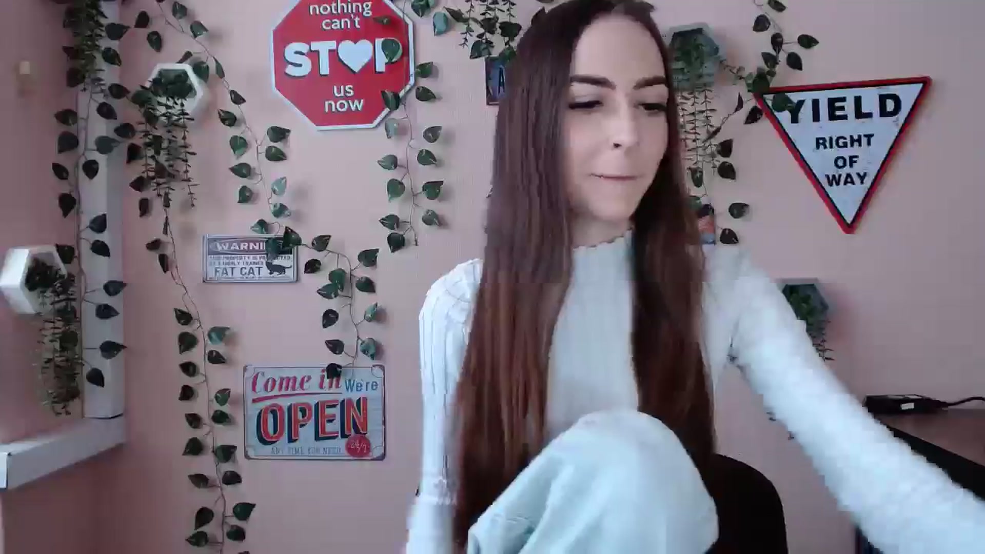 Gallery image thumbnail from Milla_'s myfreecams stream on, 01/06/2026, 12:24 image 5 of 20