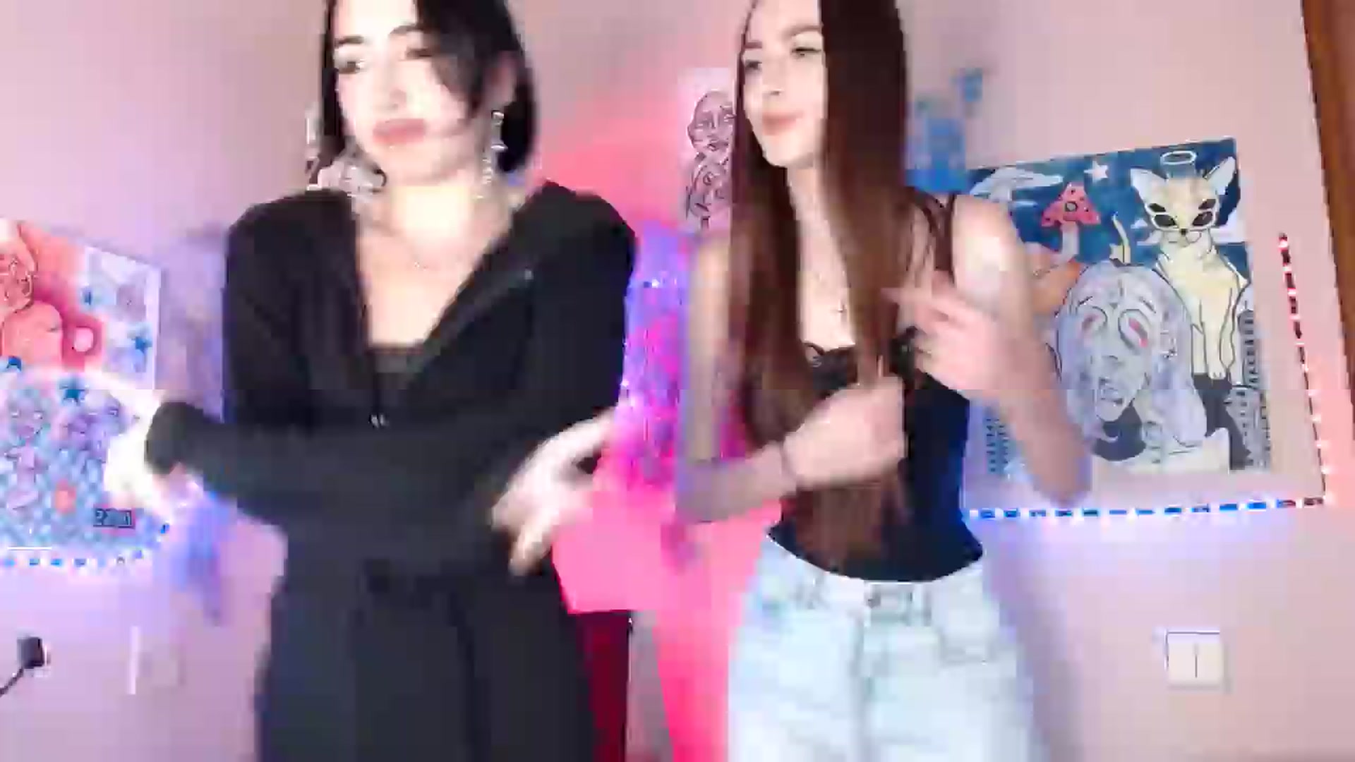 Gallery image thumbnail from Milla_'s myfreecams stream on, 01/12/2026, 14:25 image 5 of 20