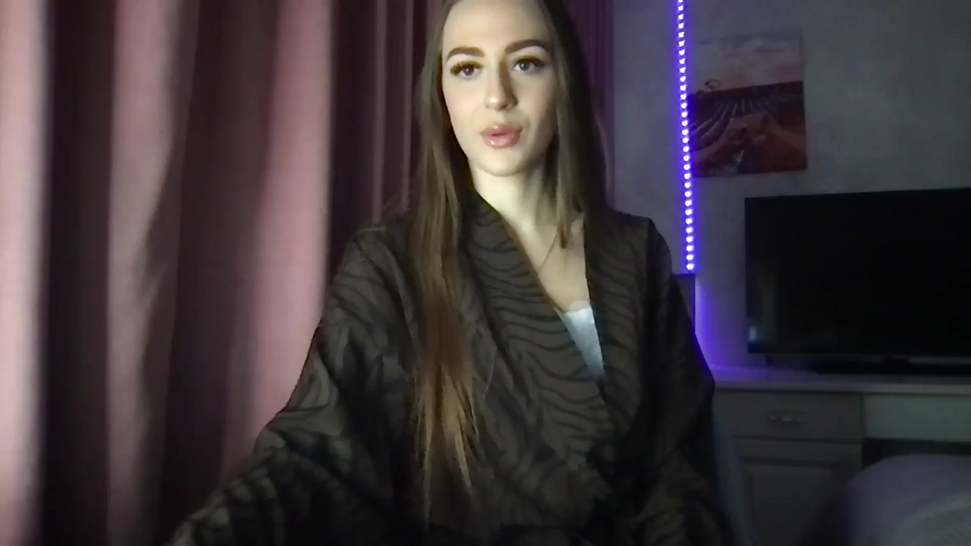 Gallery image thumbnail from Milla_'s myfreecams stream on, 01/17/2026, 20:12 image 4 of 20