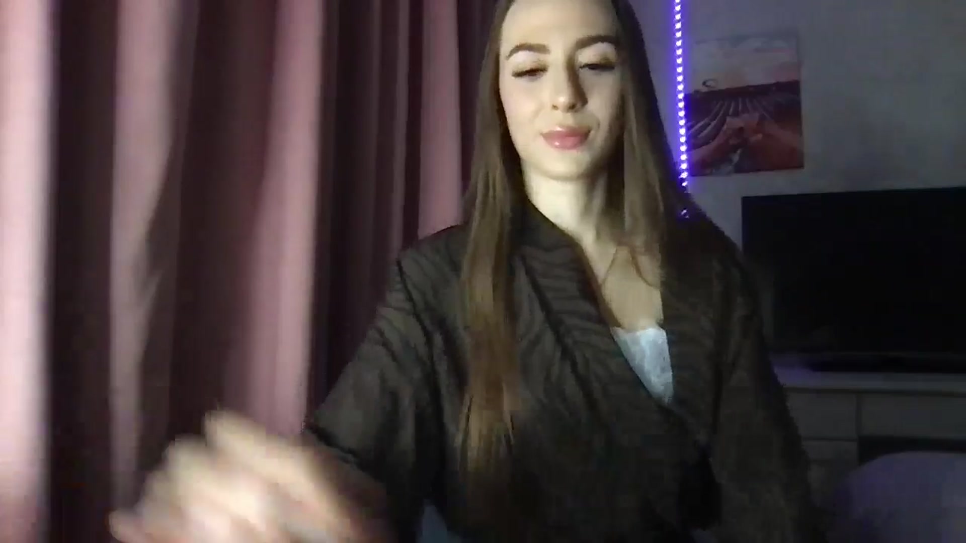 Gallery image thumbnail from Milla_'s myfreecams stream on, 01/17/2026, 20:12 image 9 of 20