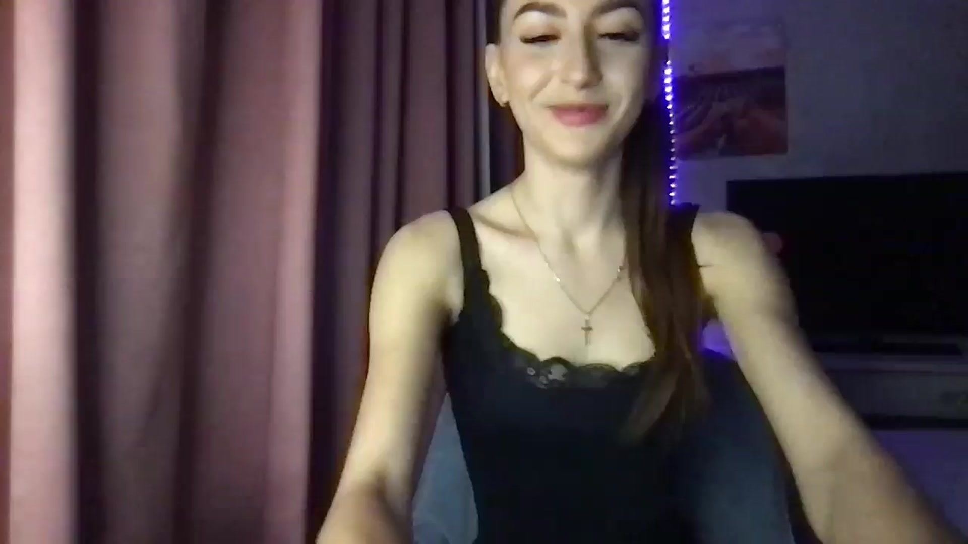 Gallery image thumbnail from Milla_'s myfreecams stream on, 01/25/2026, 17:30 image 4 of 20