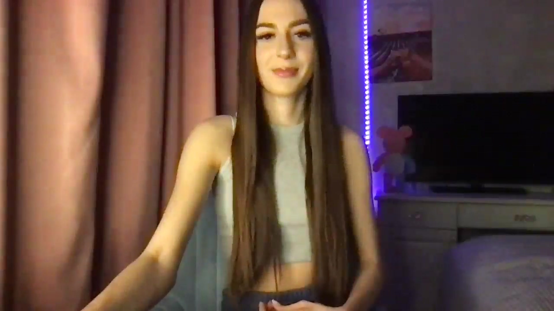 Gallery image thumbnail from Milla_'s myfreecams stream on, 01/27/2026, 11:46 image 13 of 20
