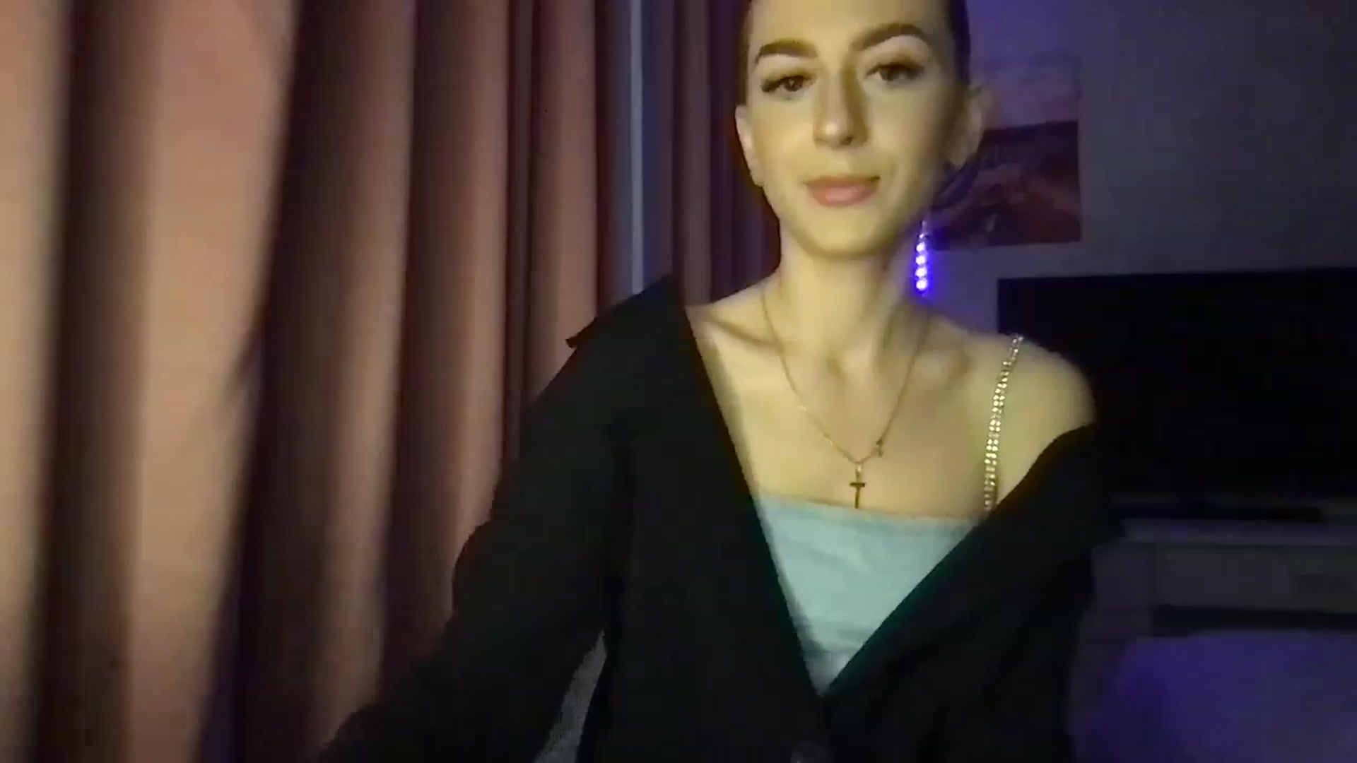 Gallery image thumbnail from Milla_'s myfreecams stream on, 01/28/2026, 13:19 image 14 of 20